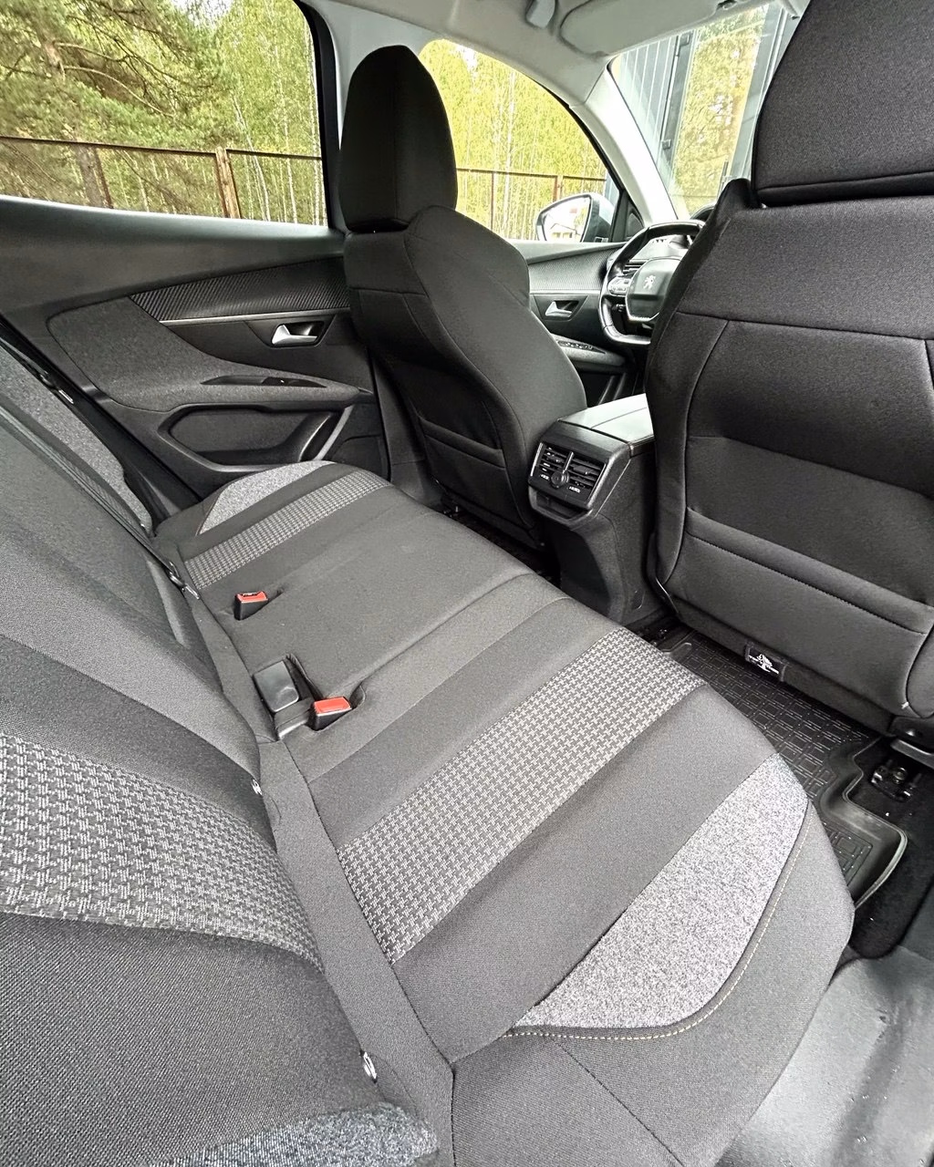 Peugeot 3008 фото 12