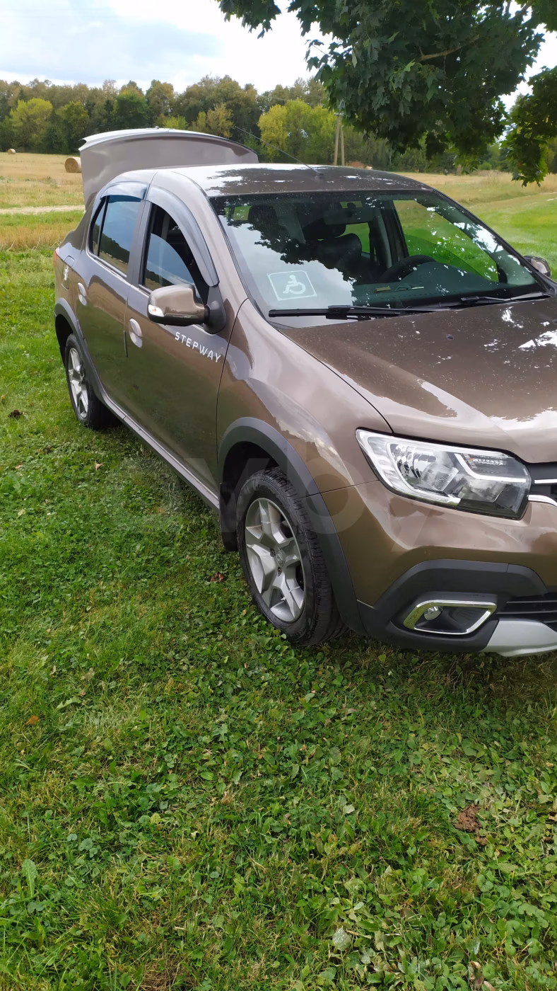Renault Logan Stepway фото 9
