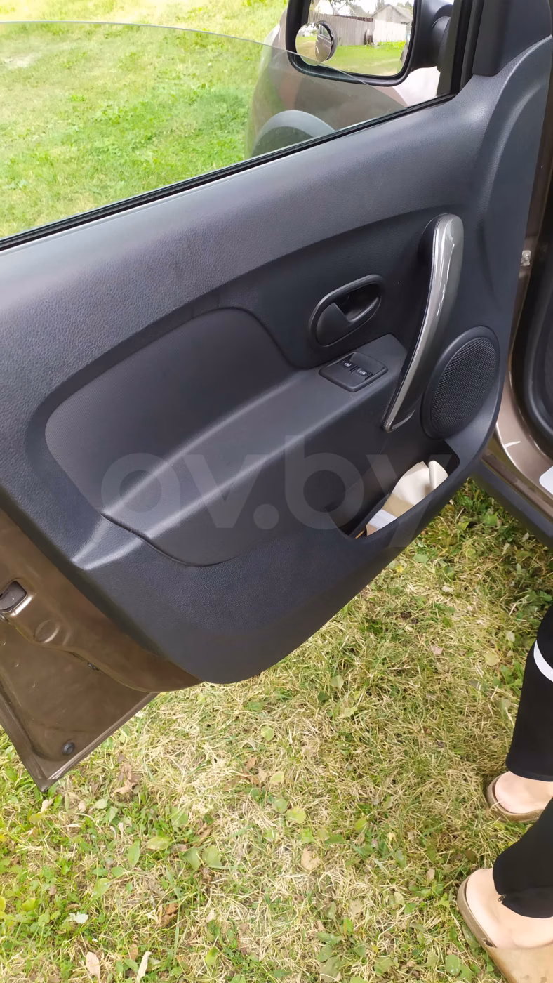 Renault Logan Stepway фото 15