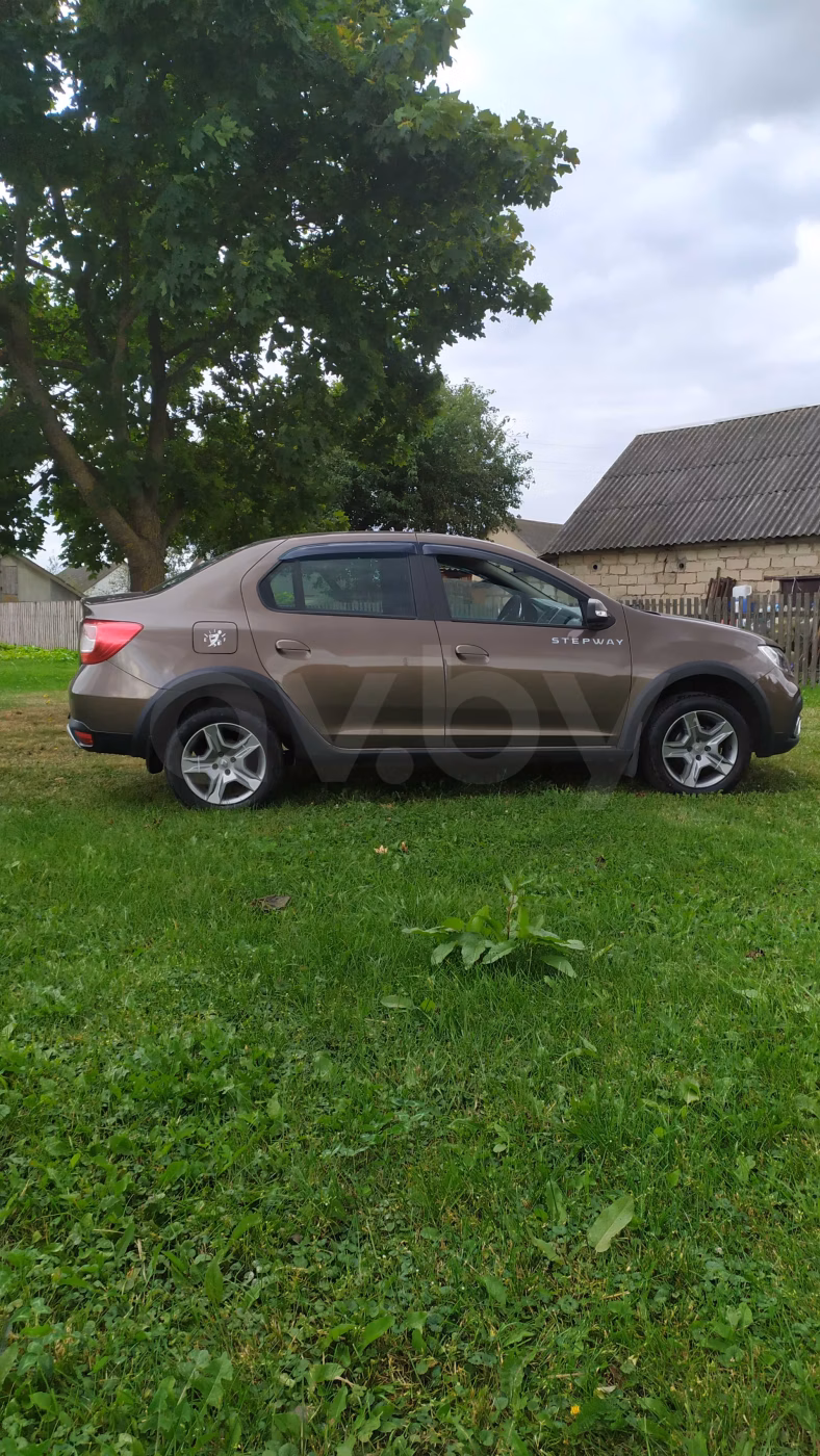 Renault Logan Stepway фото 6