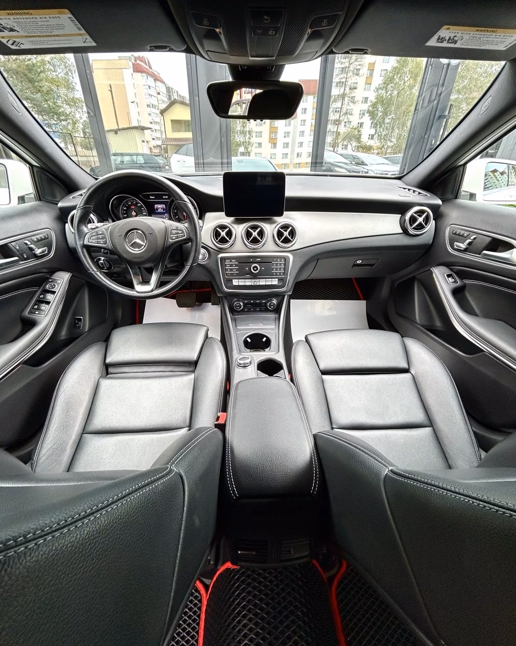 Mercedes-Benz GLA фото 9