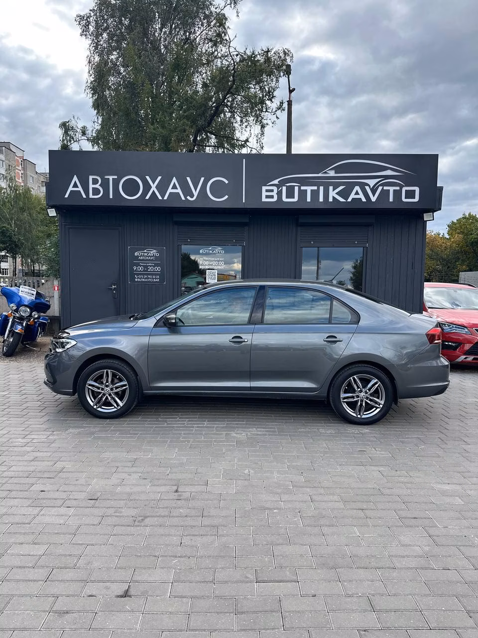 Volkswagen Polo Sedan фото 4