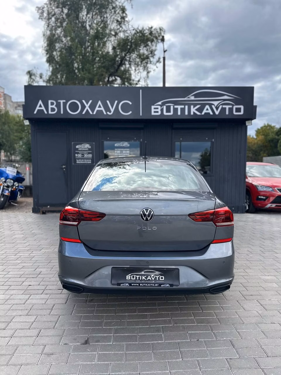 Volkswagen Polo Sedan фото 6