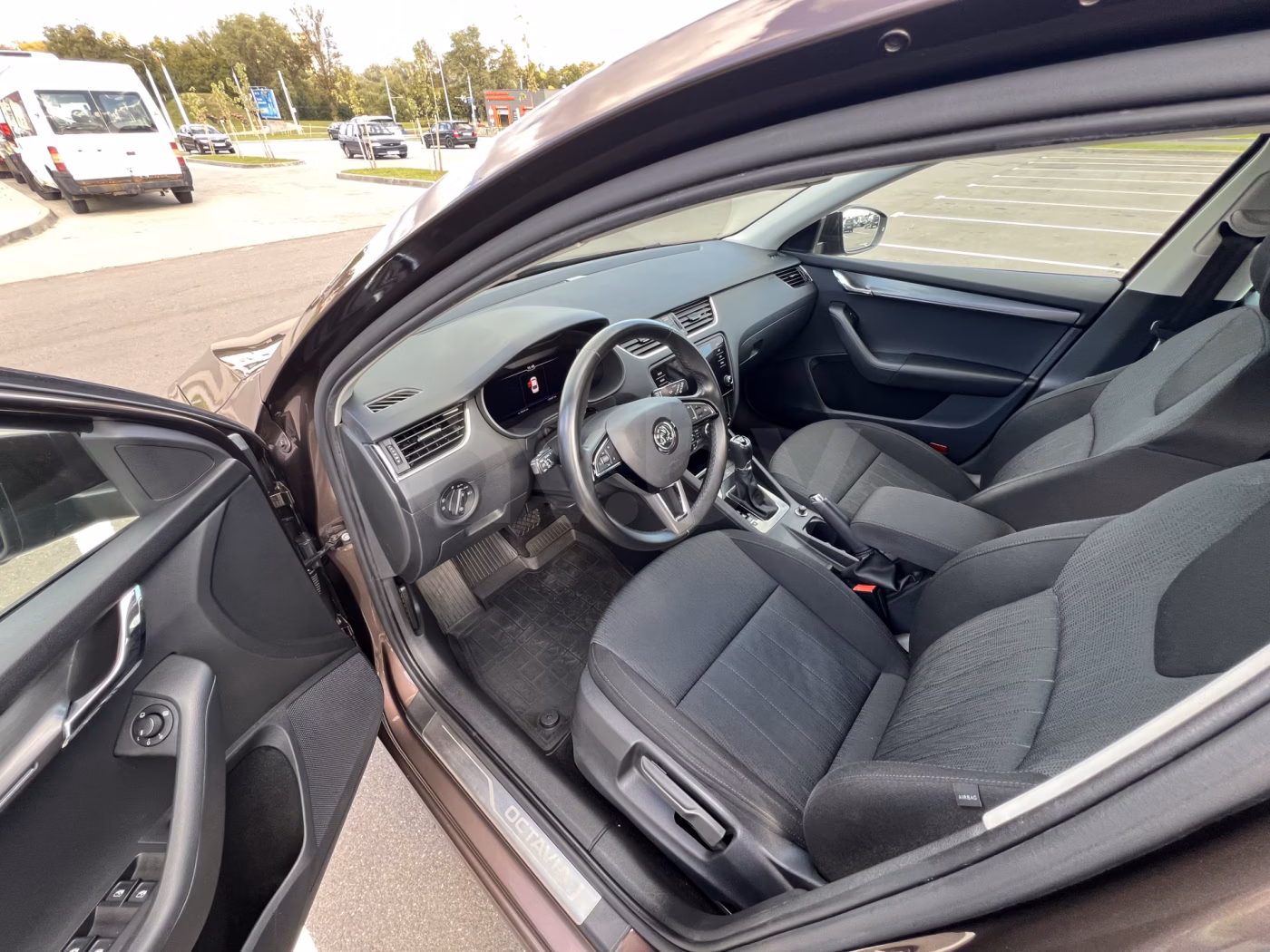 Skoda Octavia фото 11