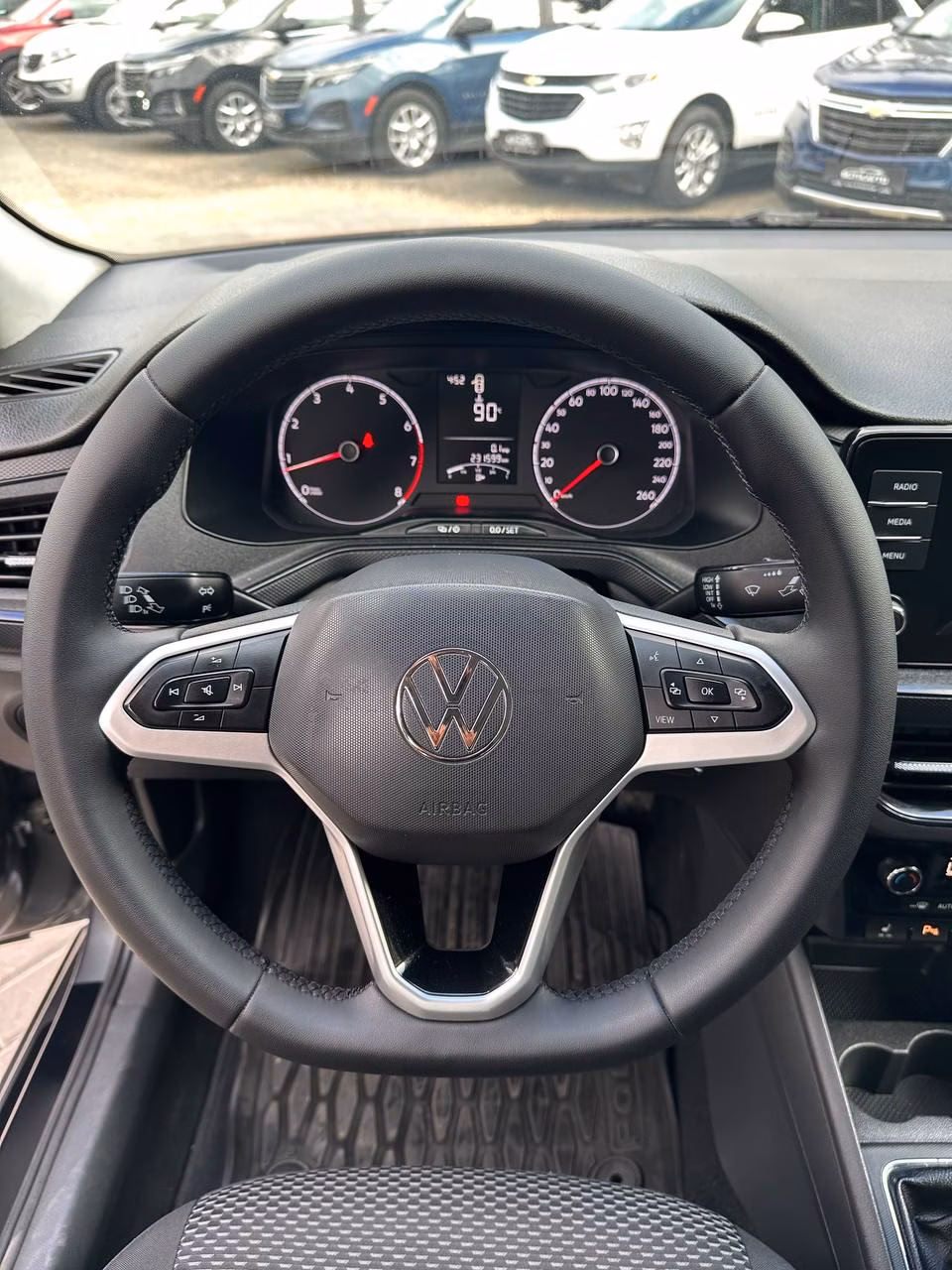 Volkswagen Polo Sedan фото 14