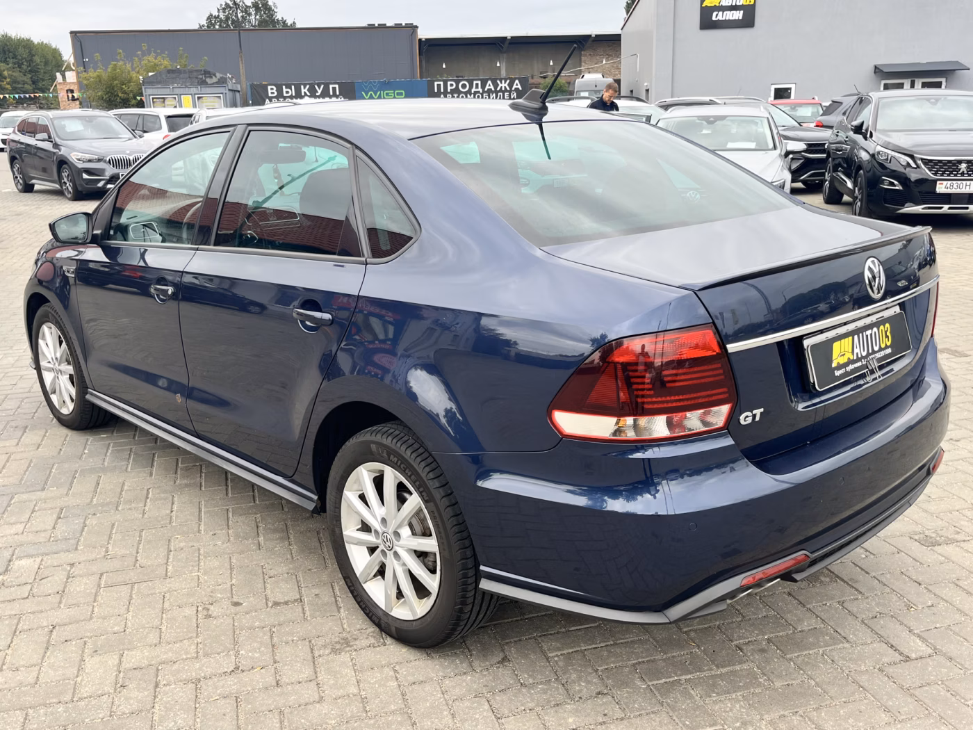 Volkswagen Polo Sedan фото 7