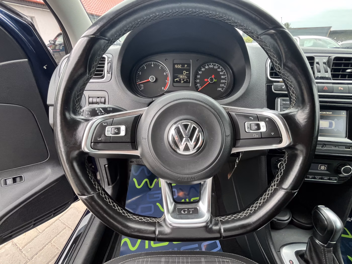 Volkswagen Polo Sedan фото 25