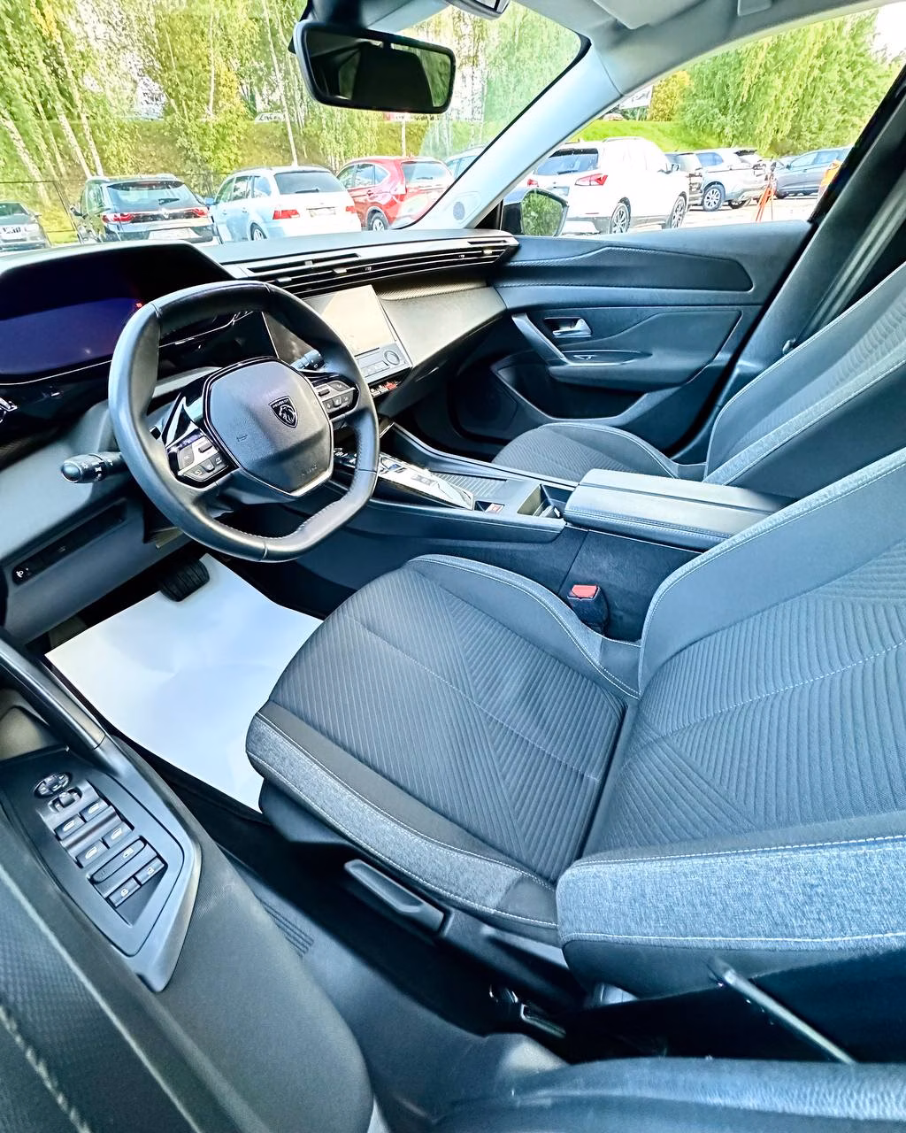 Peugeot 308 фото 12