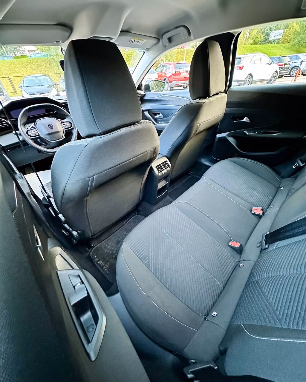 Peugeot 308 фото 13