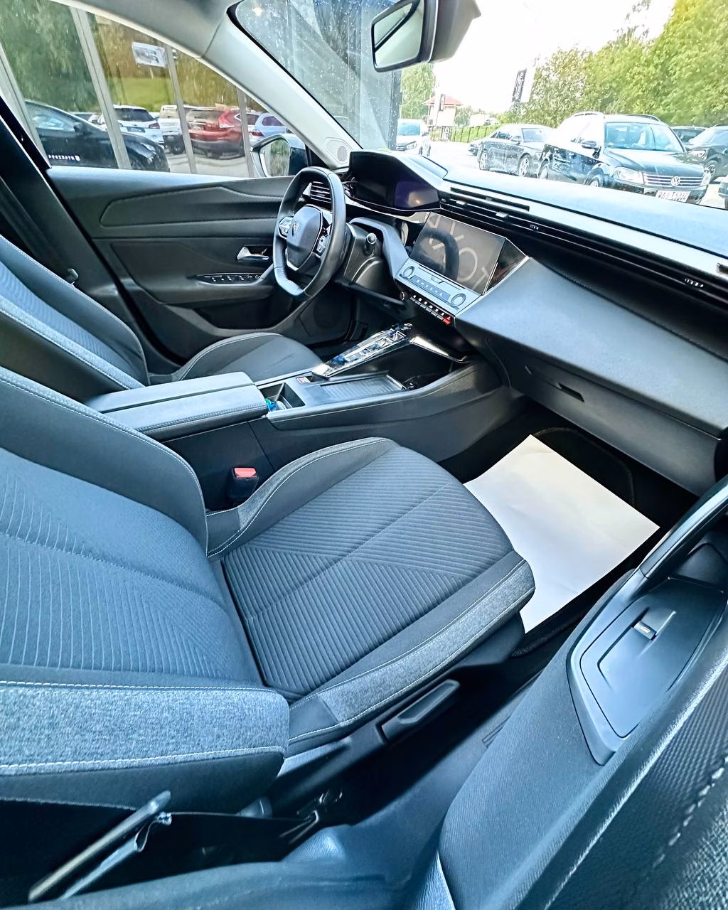 Peugeot 308 фото 15