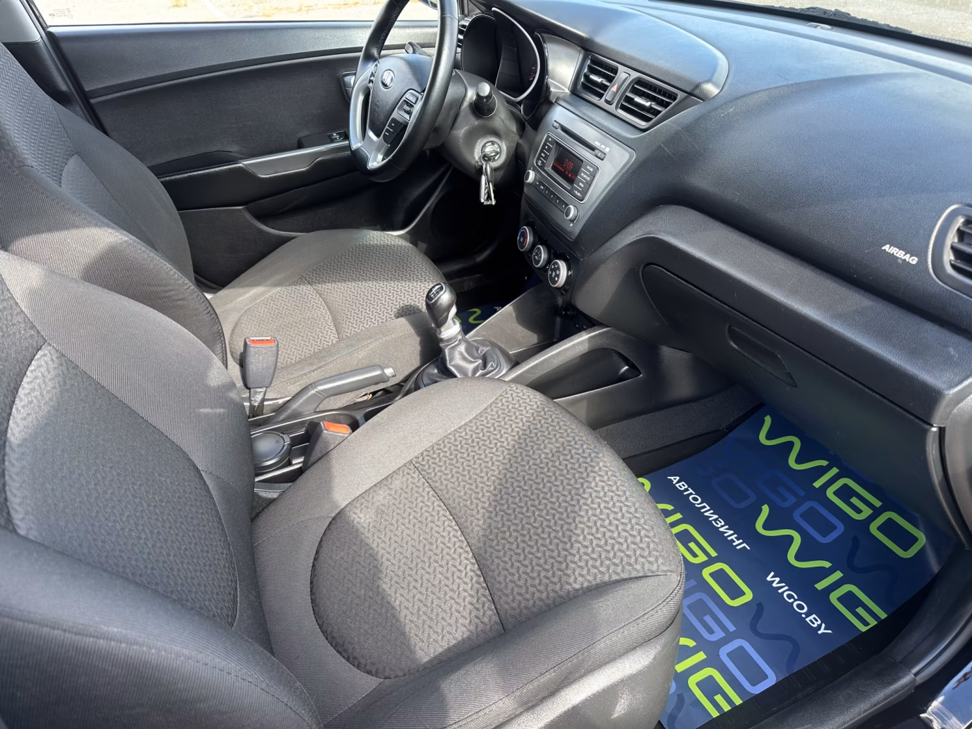 Kia Rio фото 12