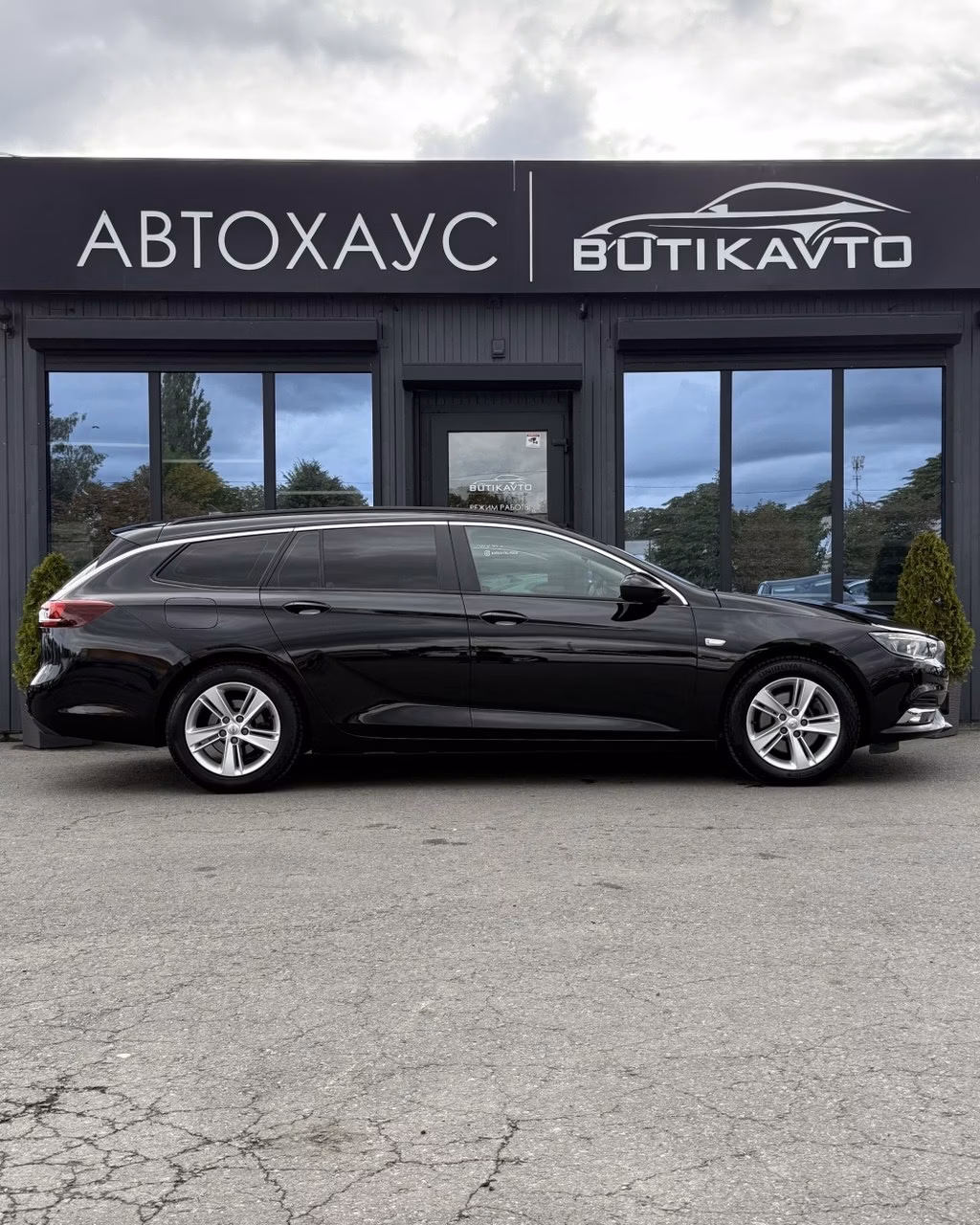 Opel Insignia фото 8