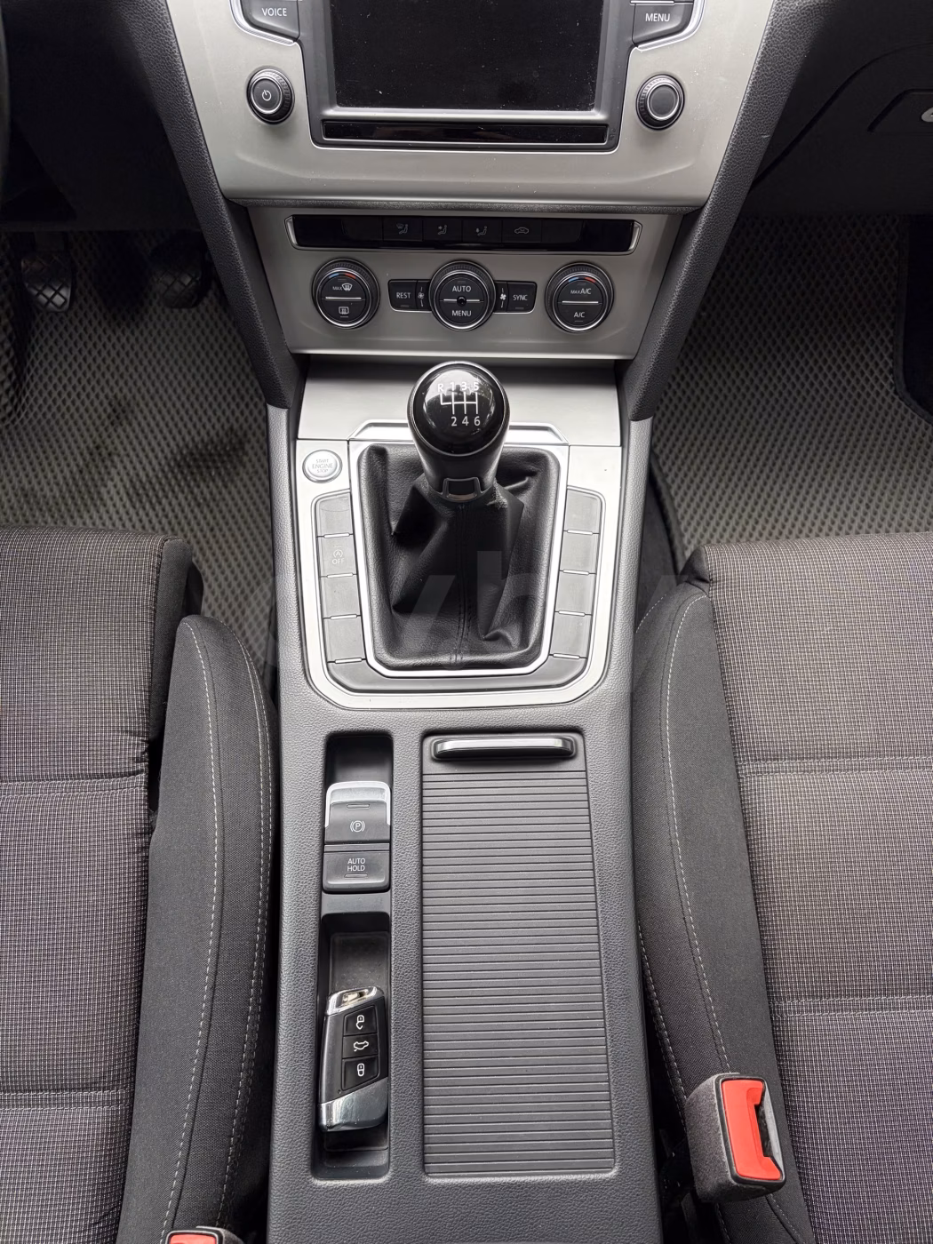Volkswagen Passat фото 18
