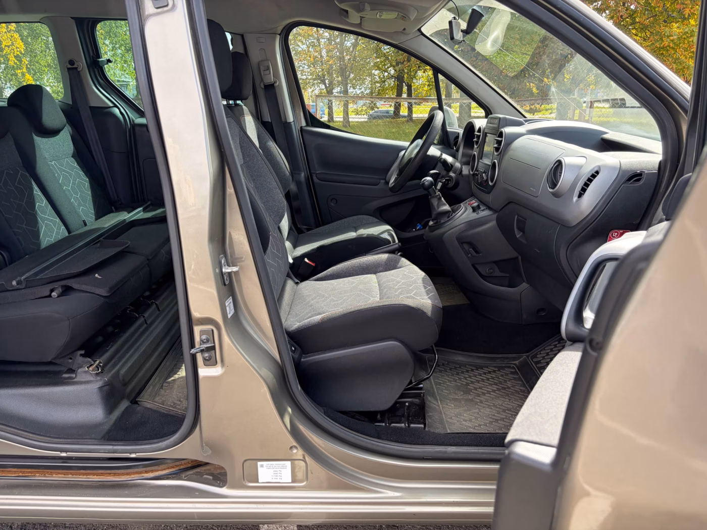 Peugeot Partner фото 19