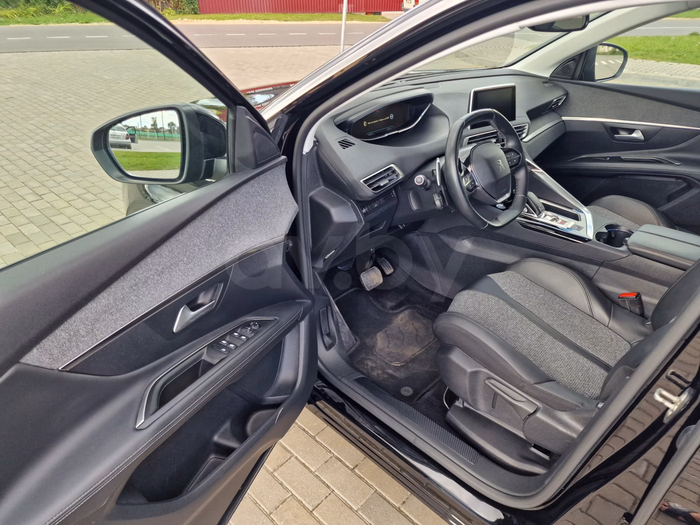 Peugeot 3008 фото 10
