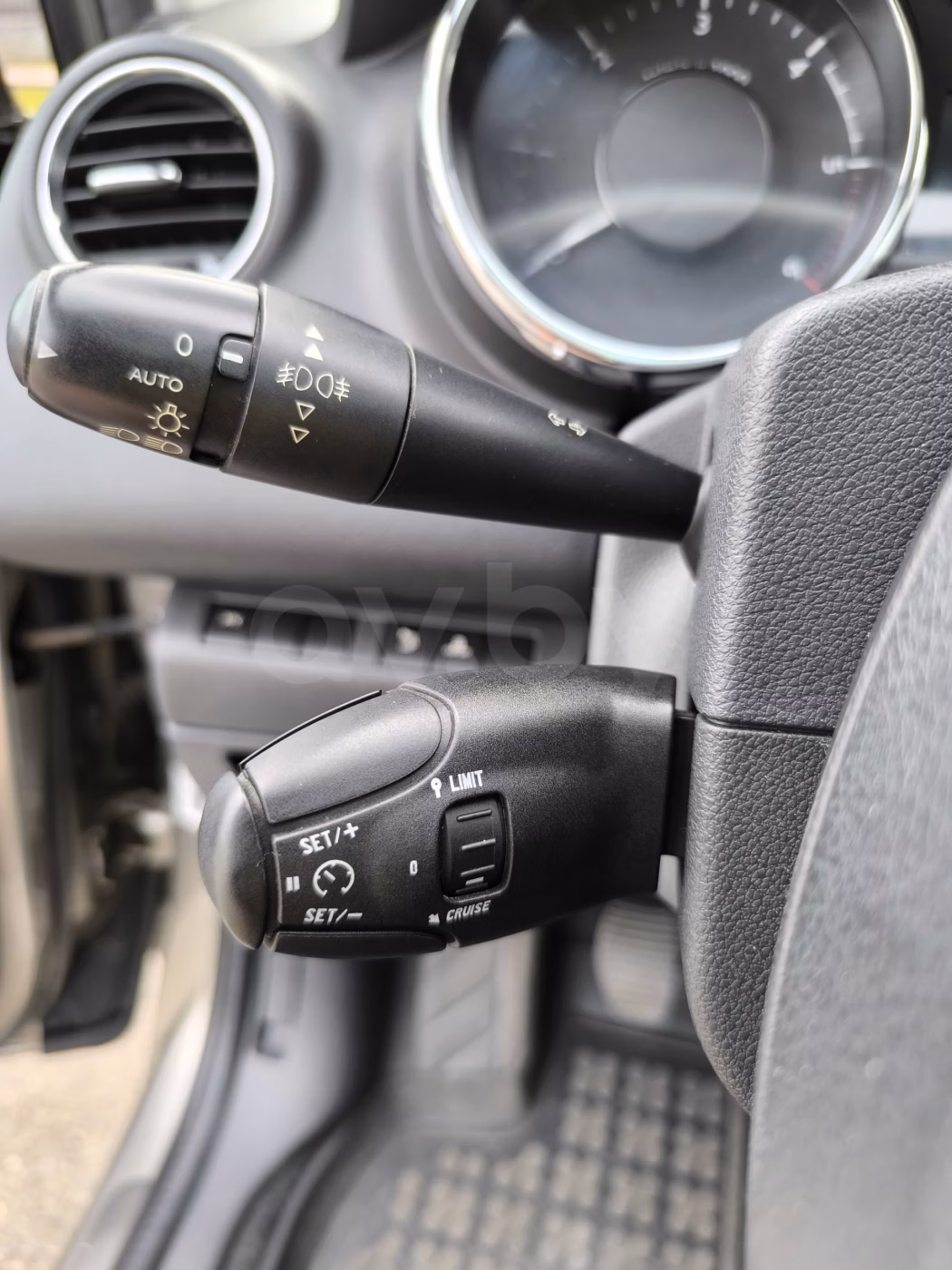 Peugeot 5008 фото 12