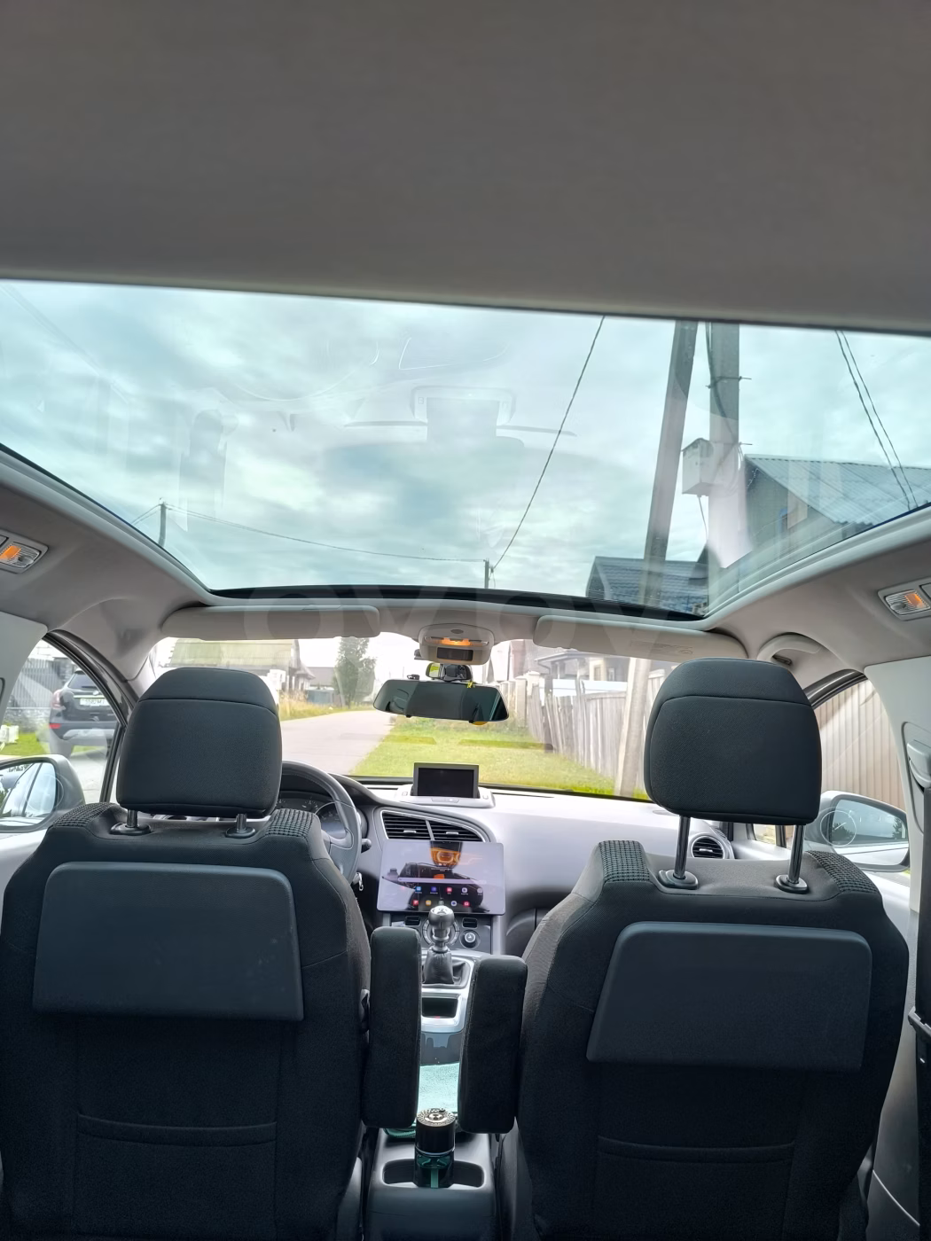 Peugeot 5008 фото 18