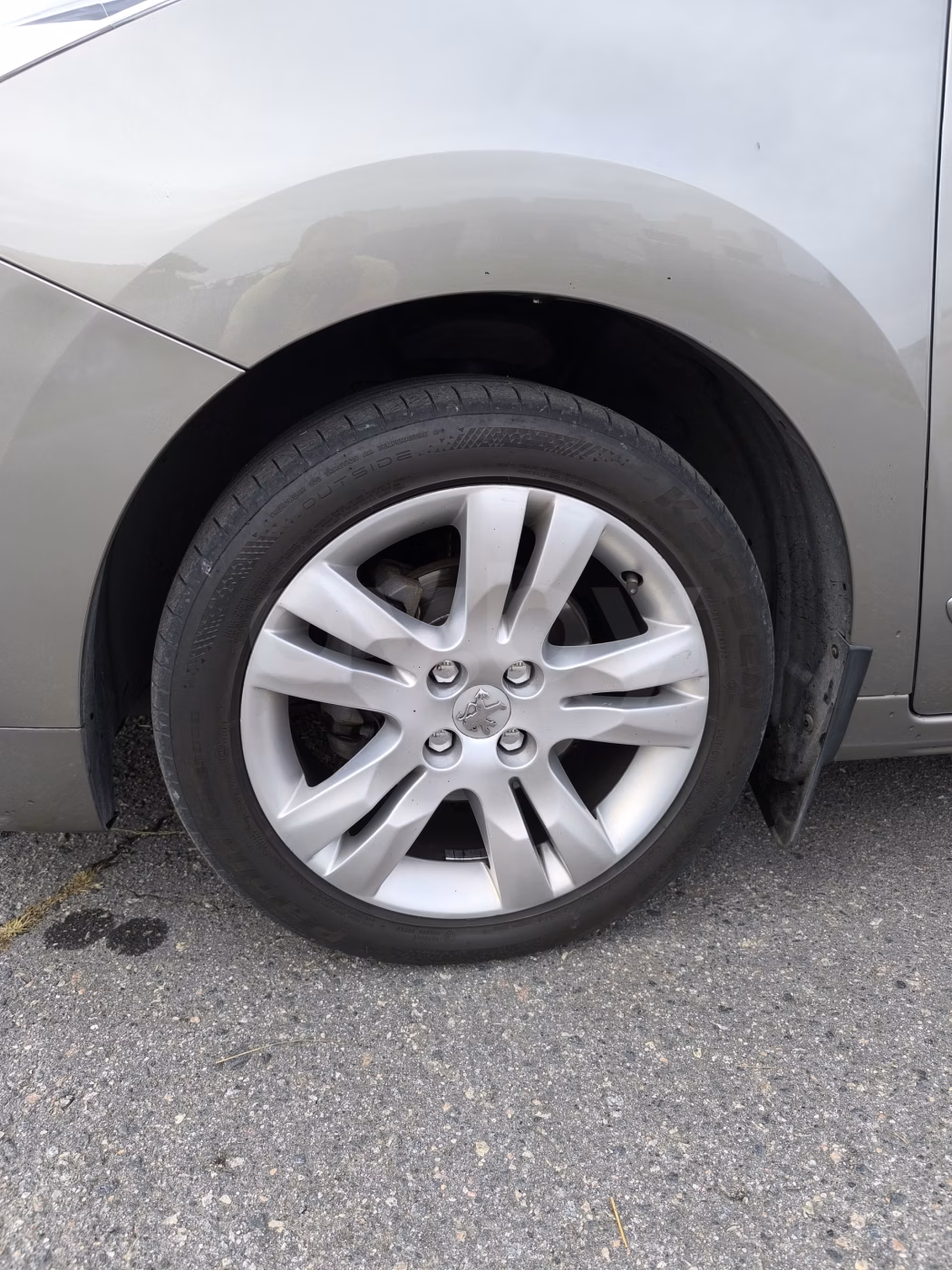Peugeot 5008 фото 11