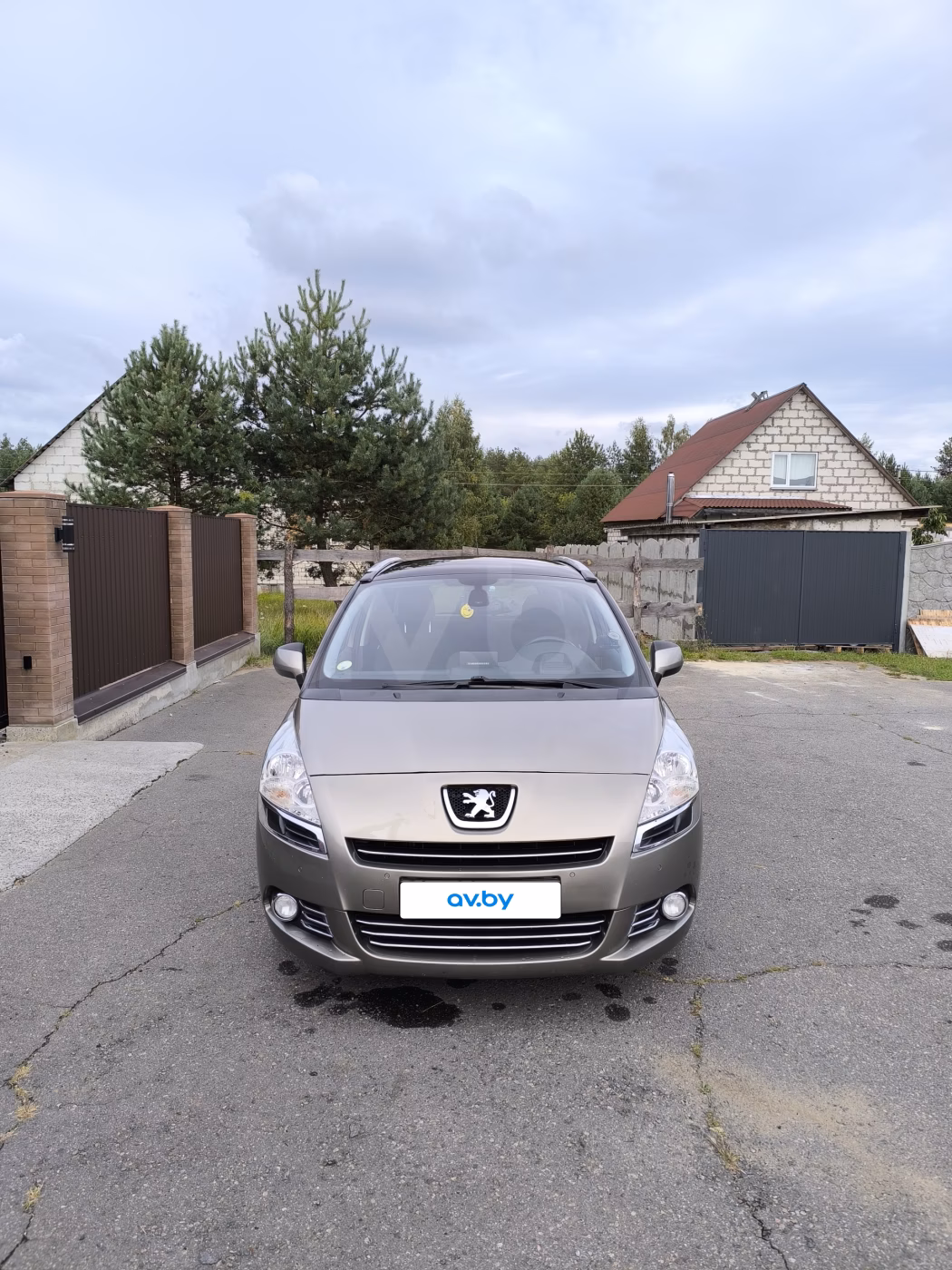 Peugeot 5008 фото 8