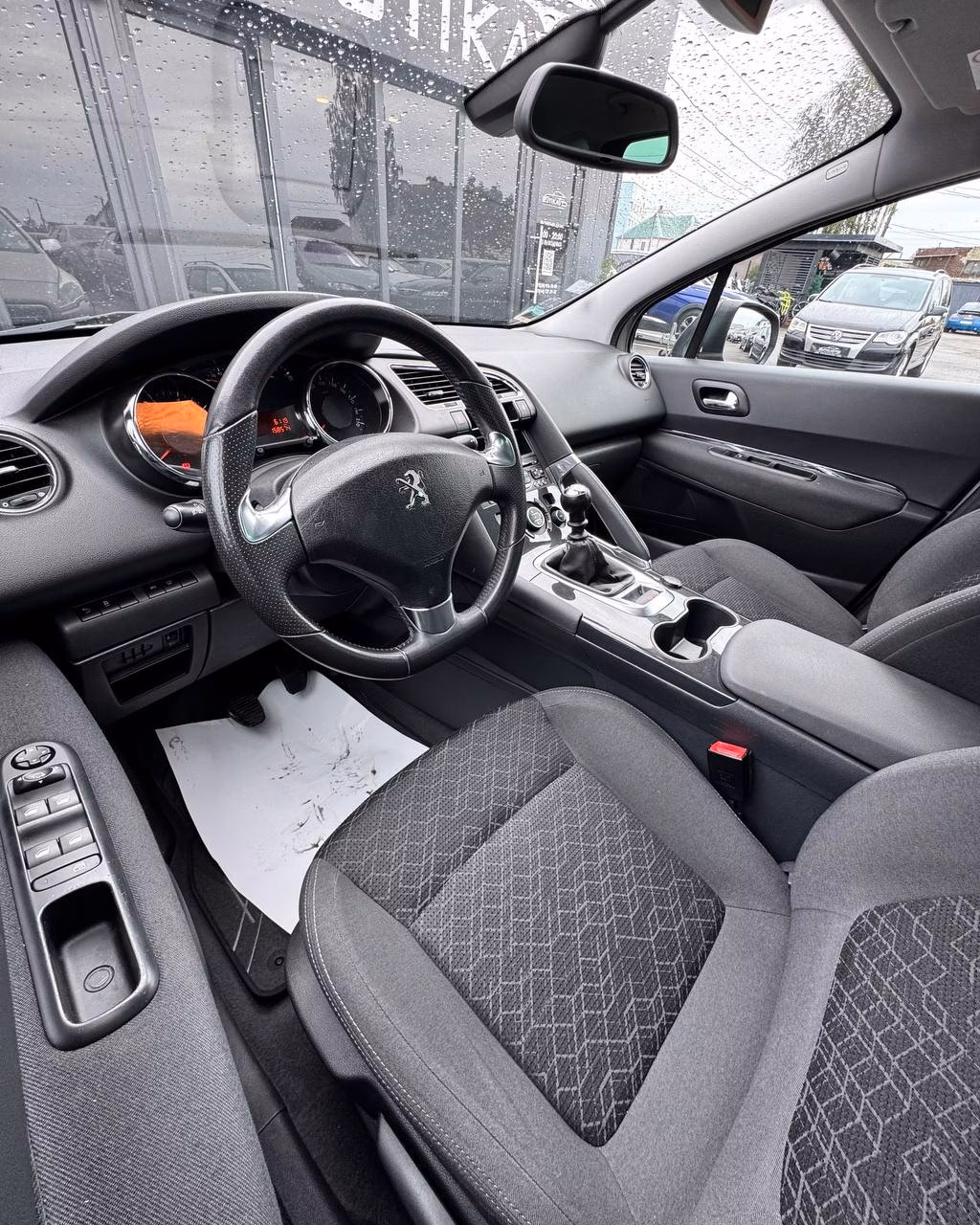 Peugeot 3008 фото 10