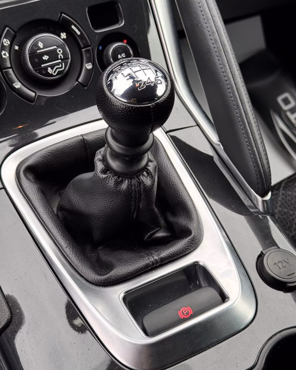 Peugeot 3008 фото 18