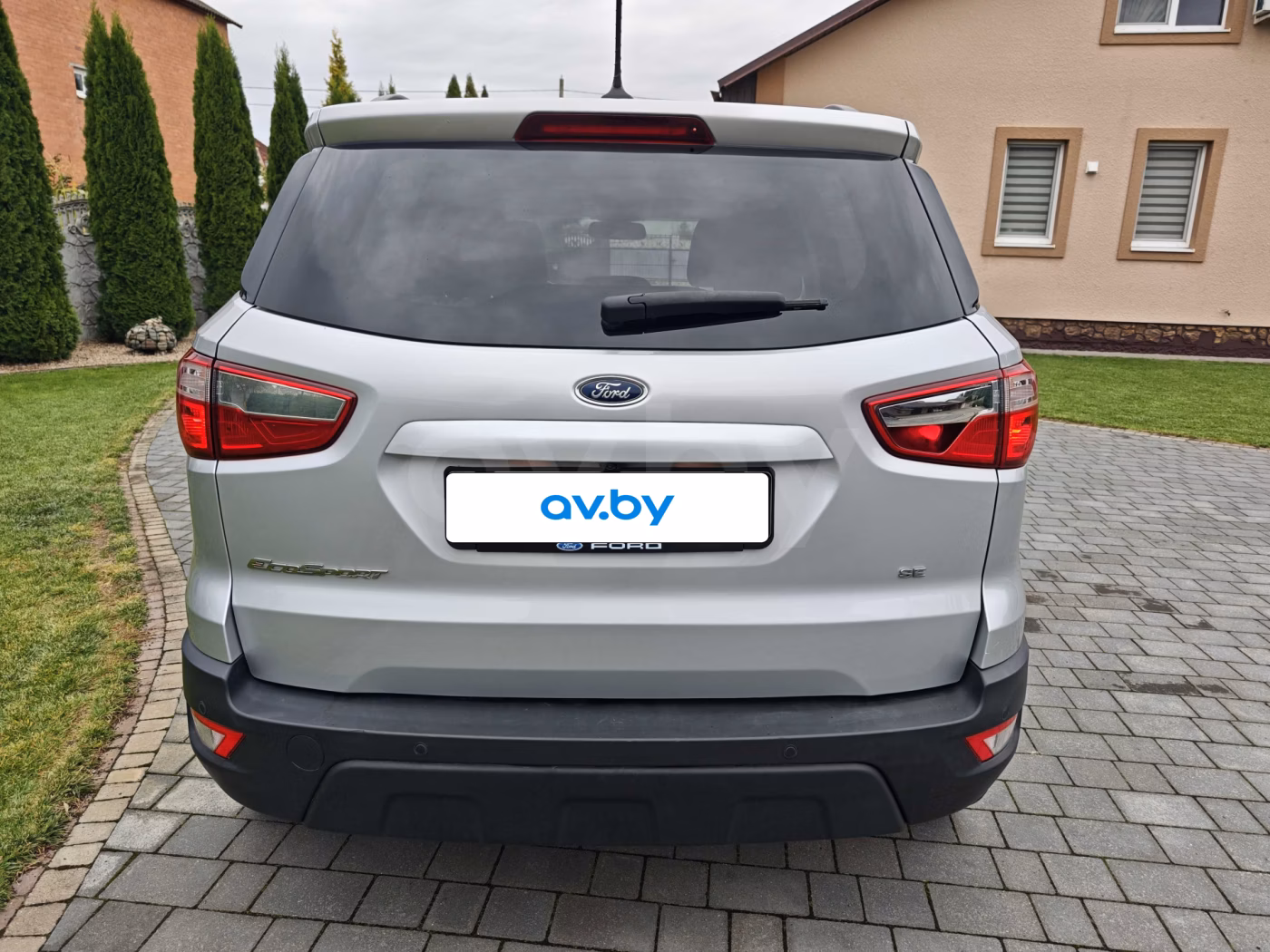 Ford EcoSport фото 5