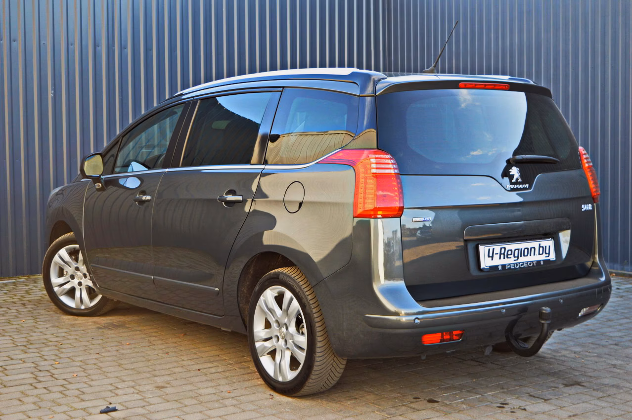 Peugeot 5008 фото 5