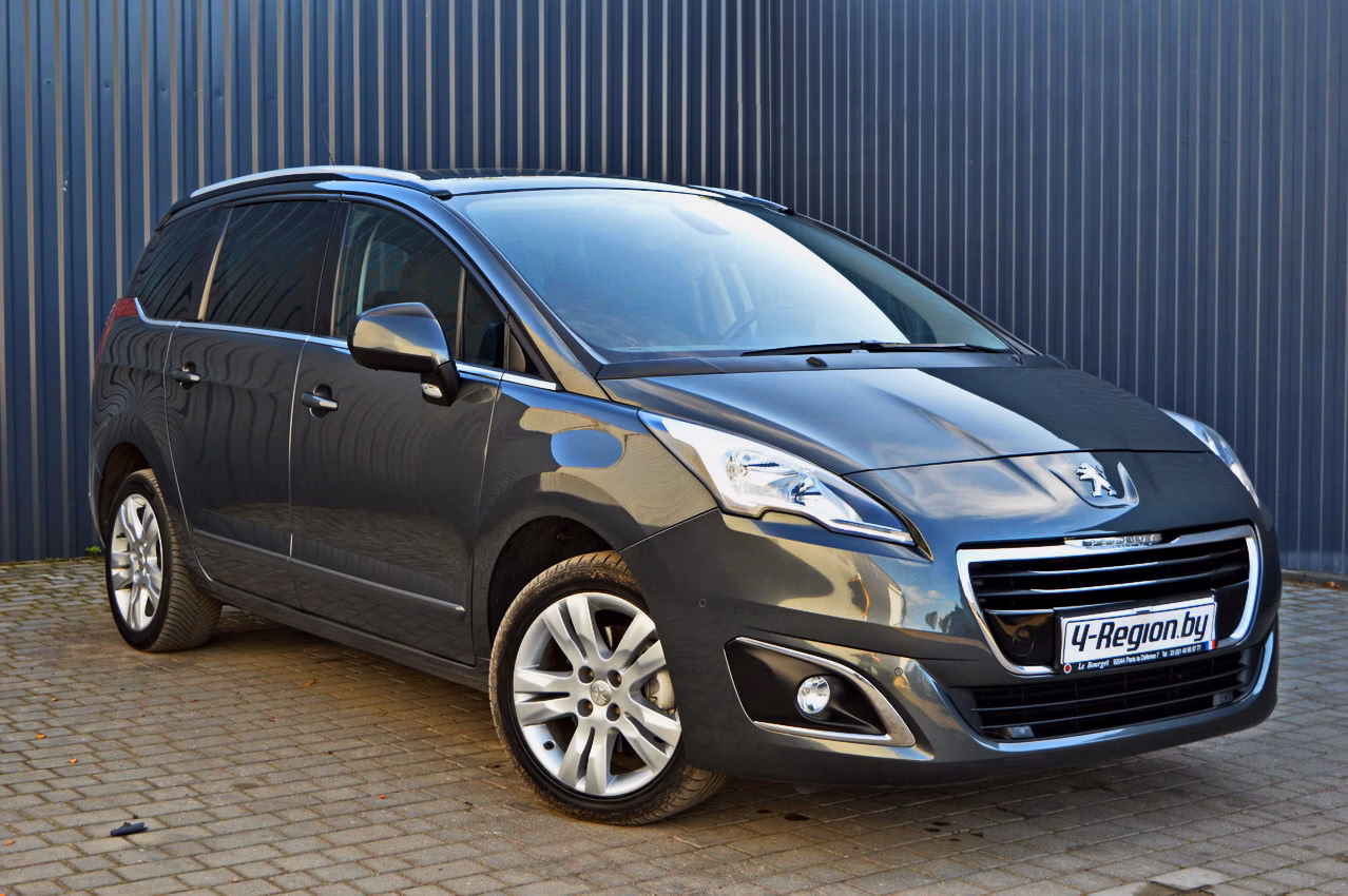 Peugeot 5008 фото 2