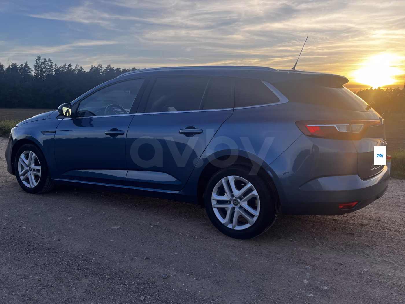 Renault Megane фото 2
