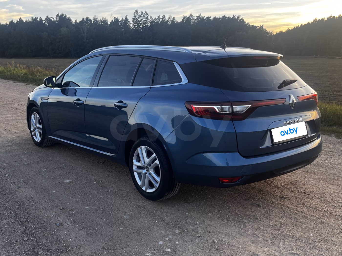 Renault Megane фото 5