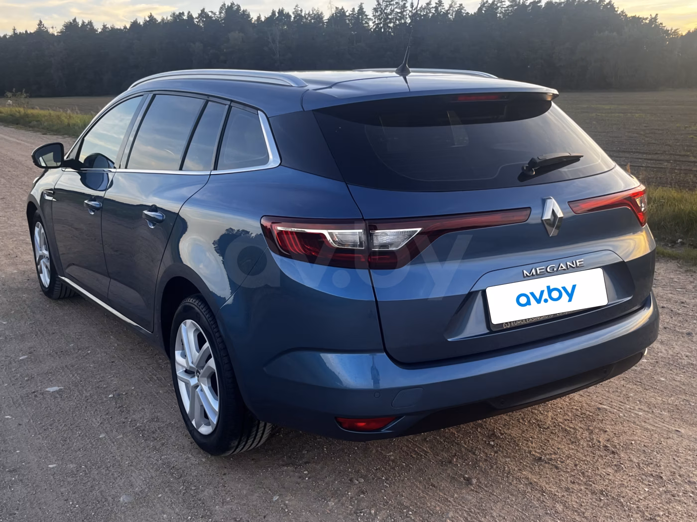 Renault Megane фото 7