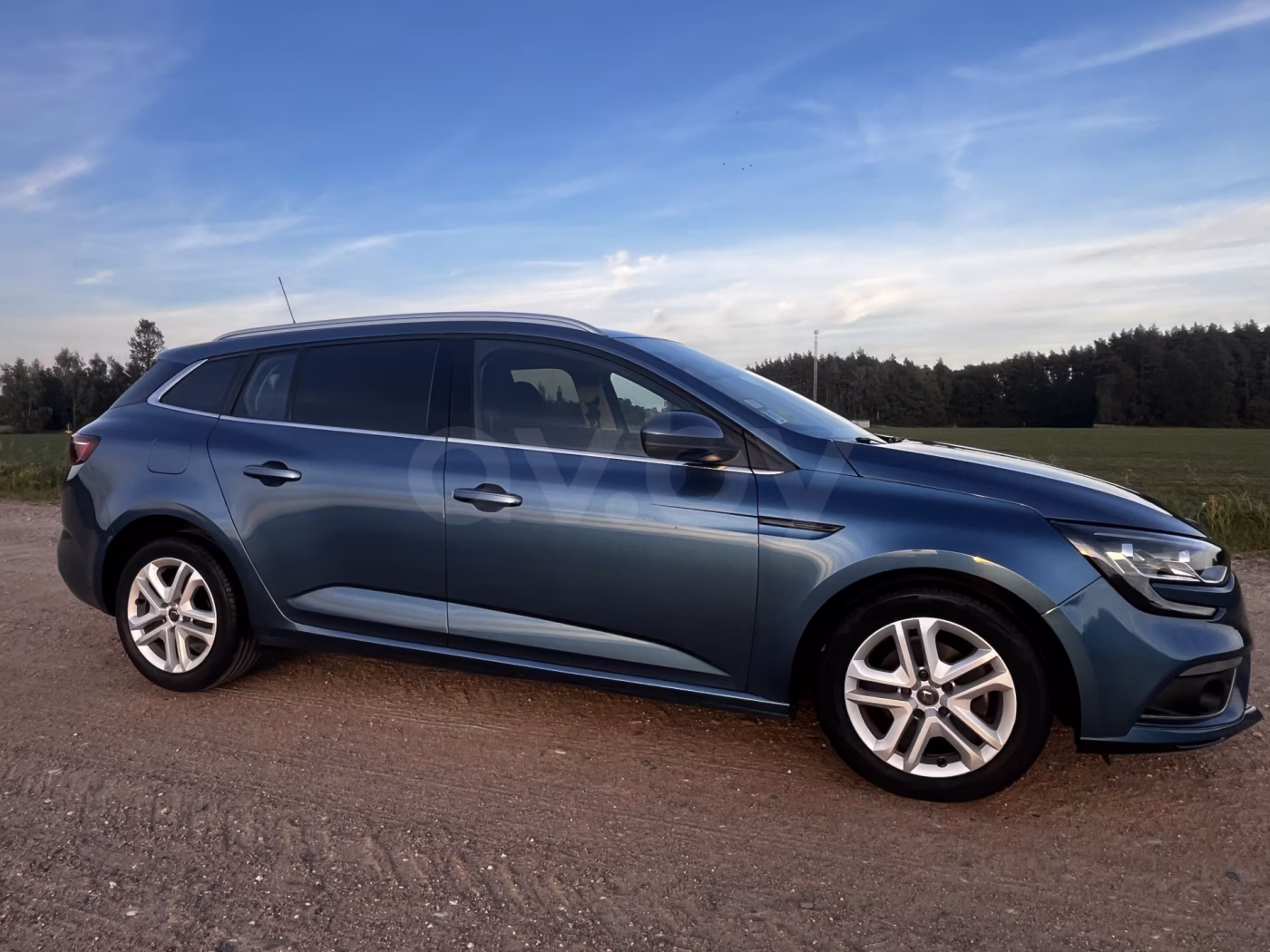 Renault Megane фото 10