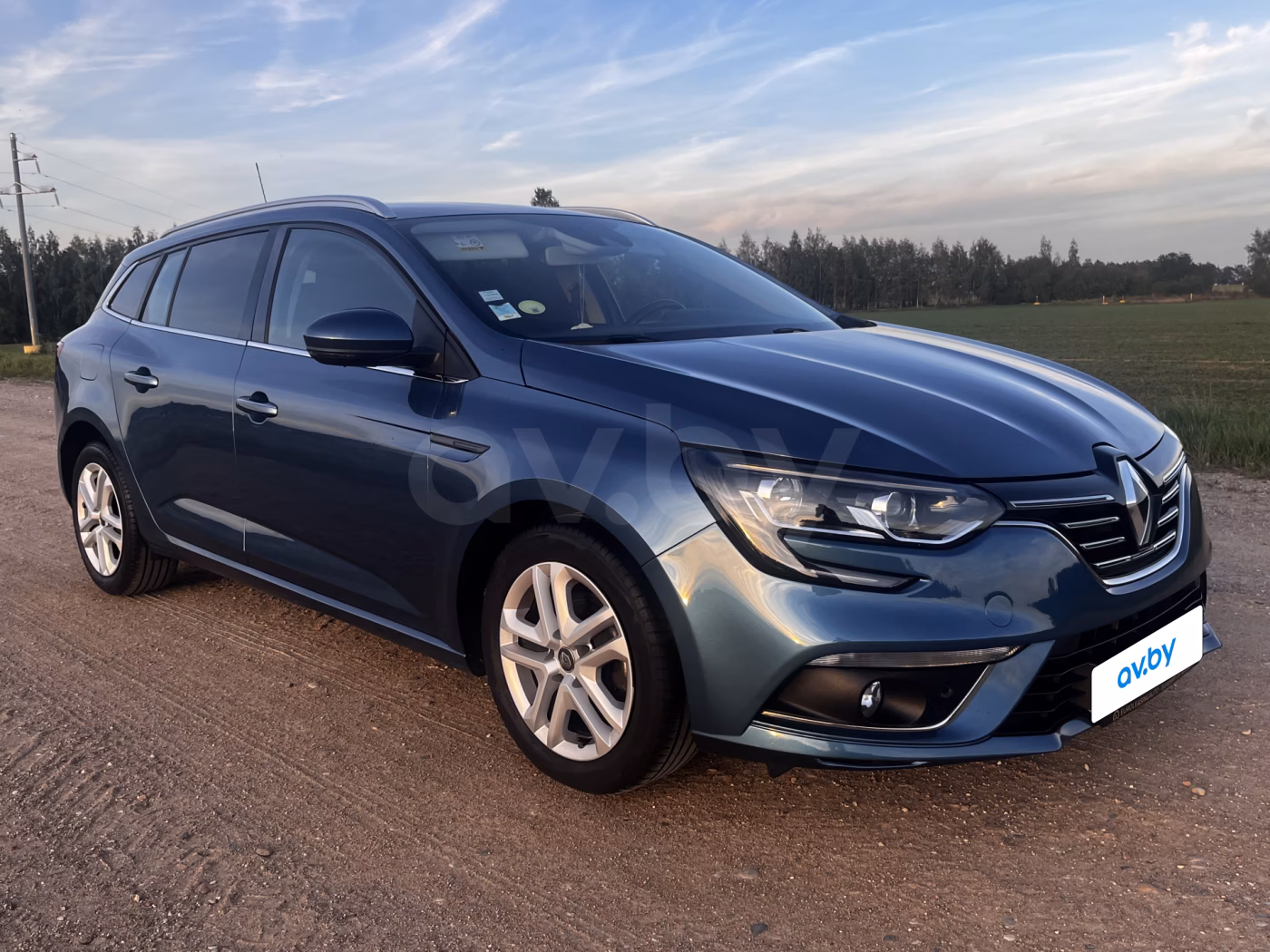 Renault Megane фото 11