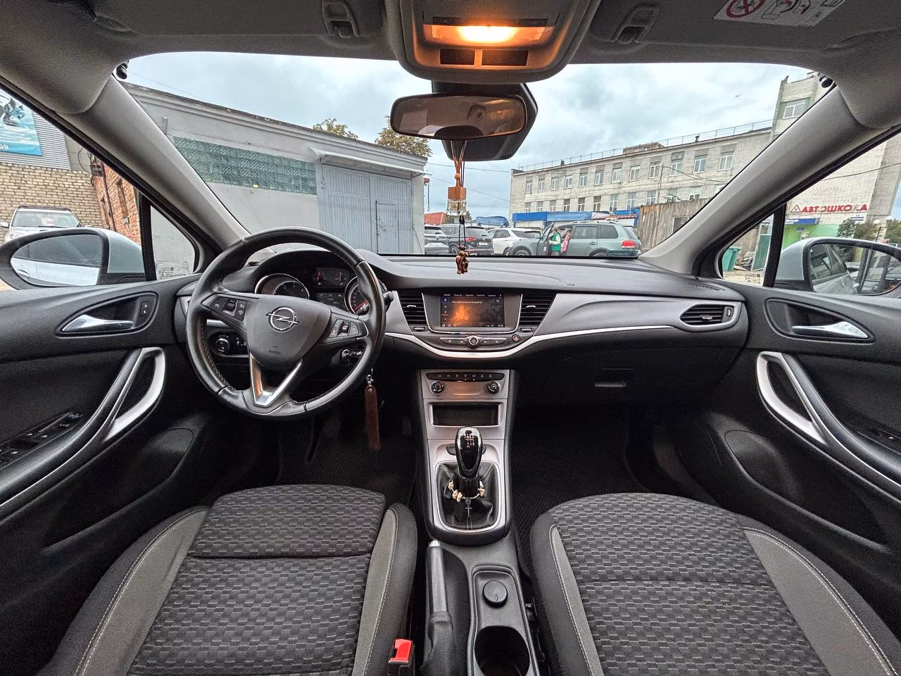 Opel Astra фото 11
