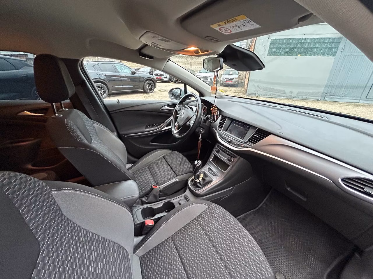 Opel Astra фото 14