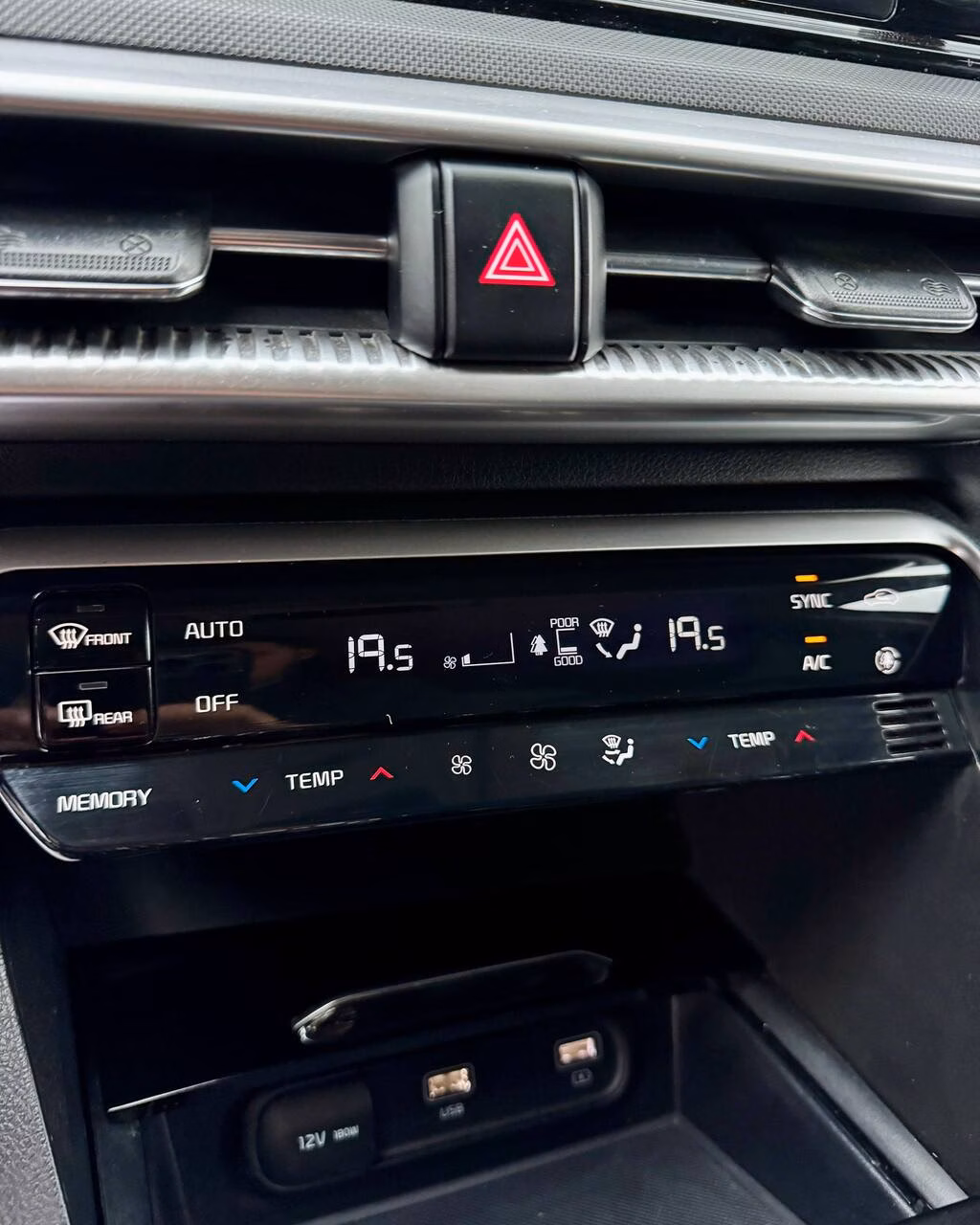 Kia K5 фото 16