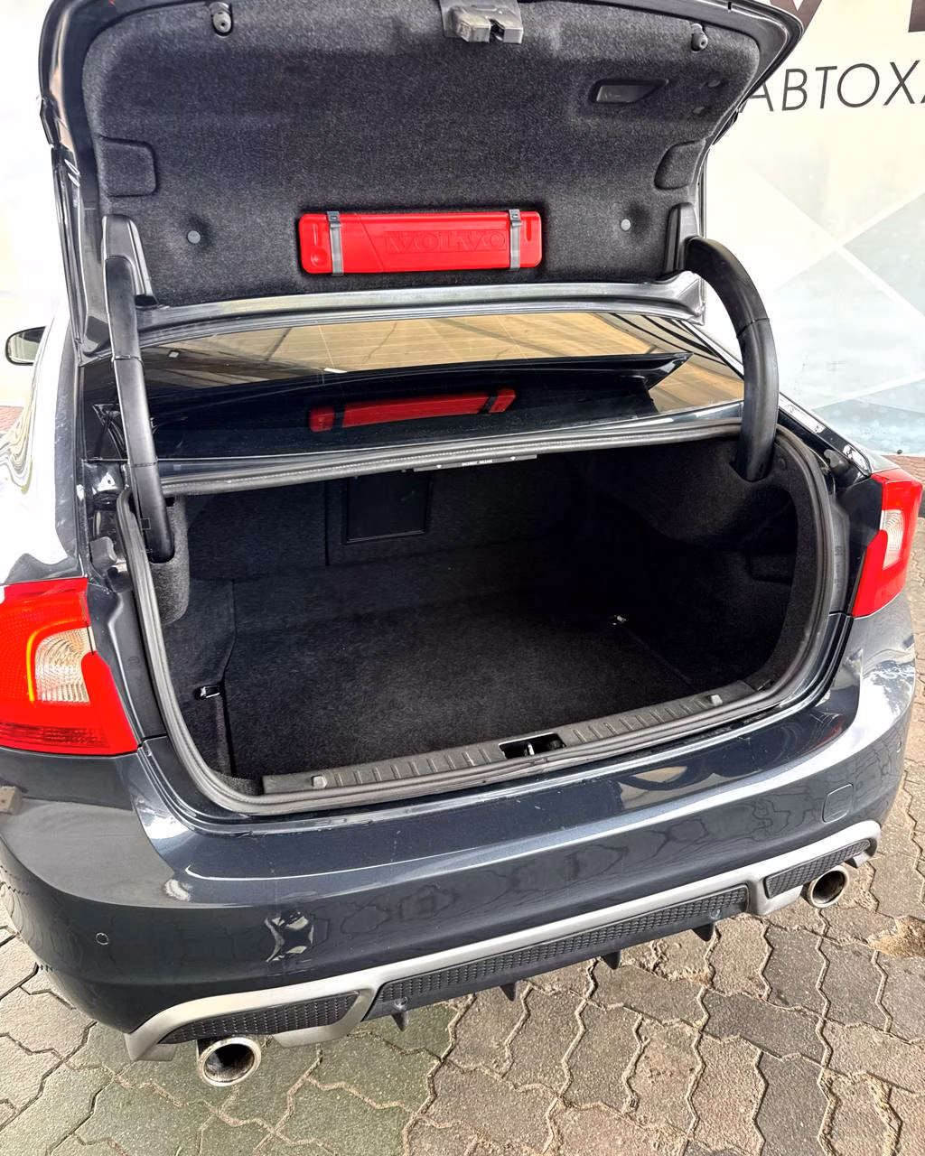 Volvo S60 фото 14