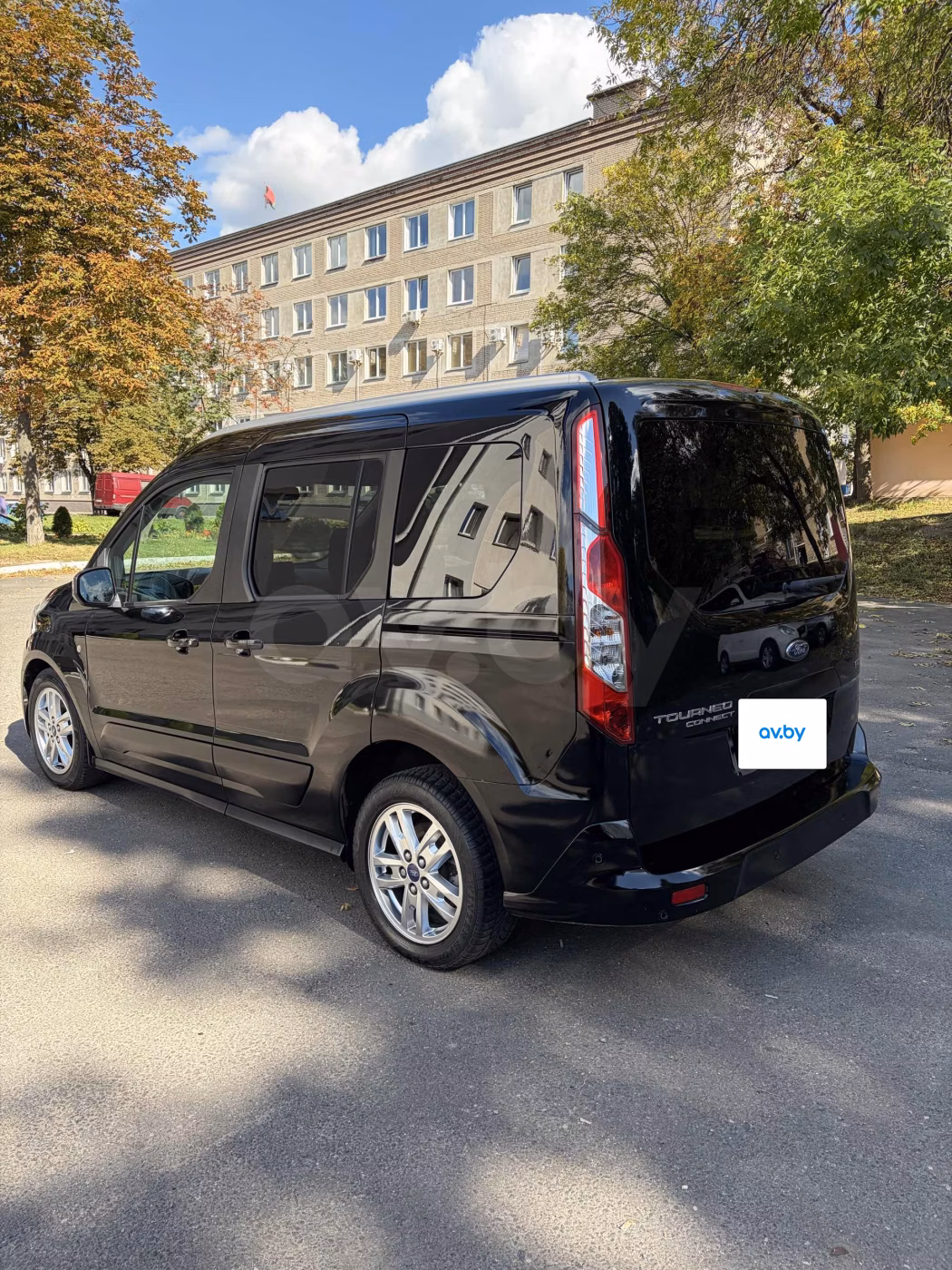 Ford Tourneo Connect фото 3