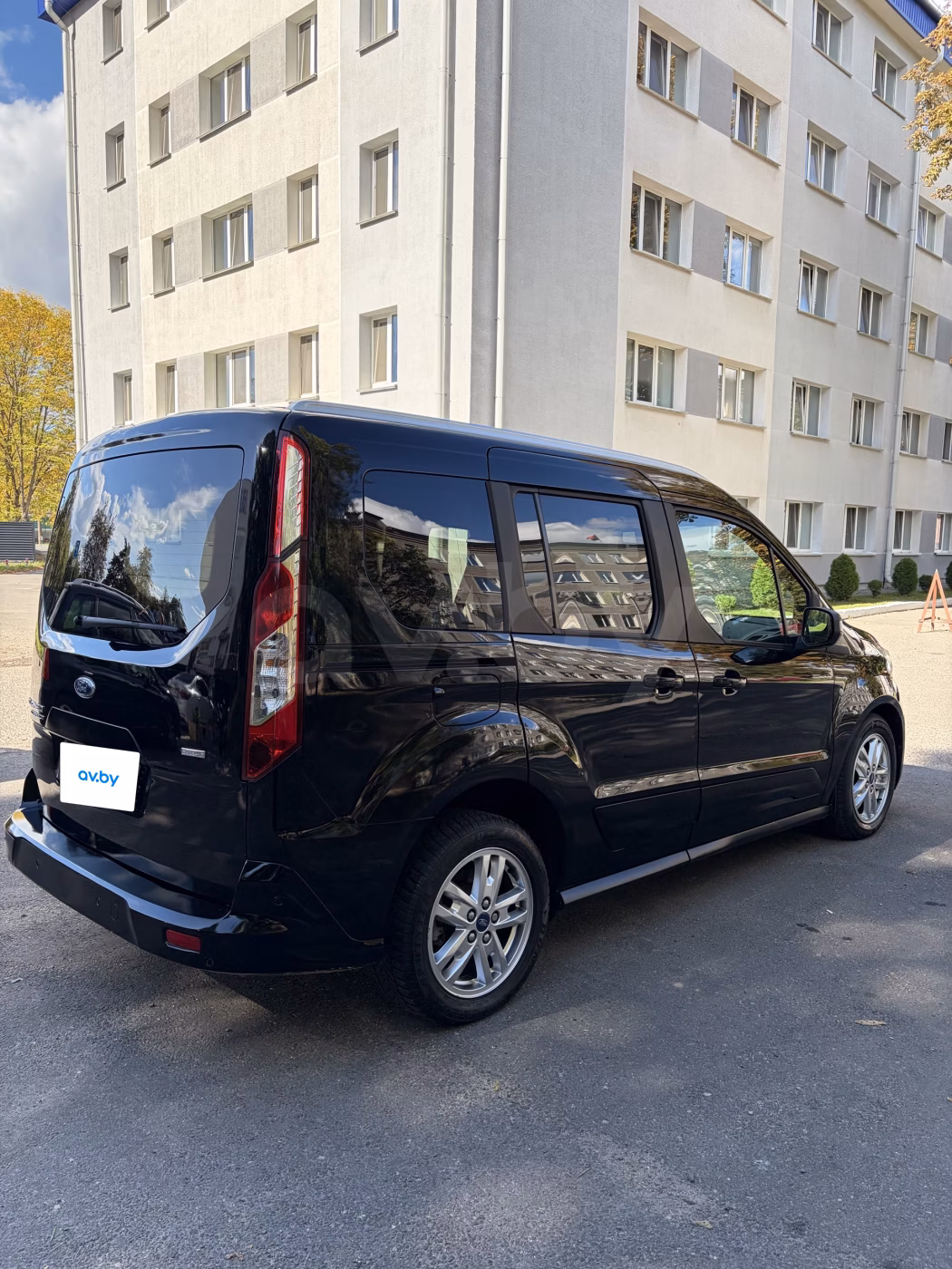 Ford Tourneo Connect фото 4