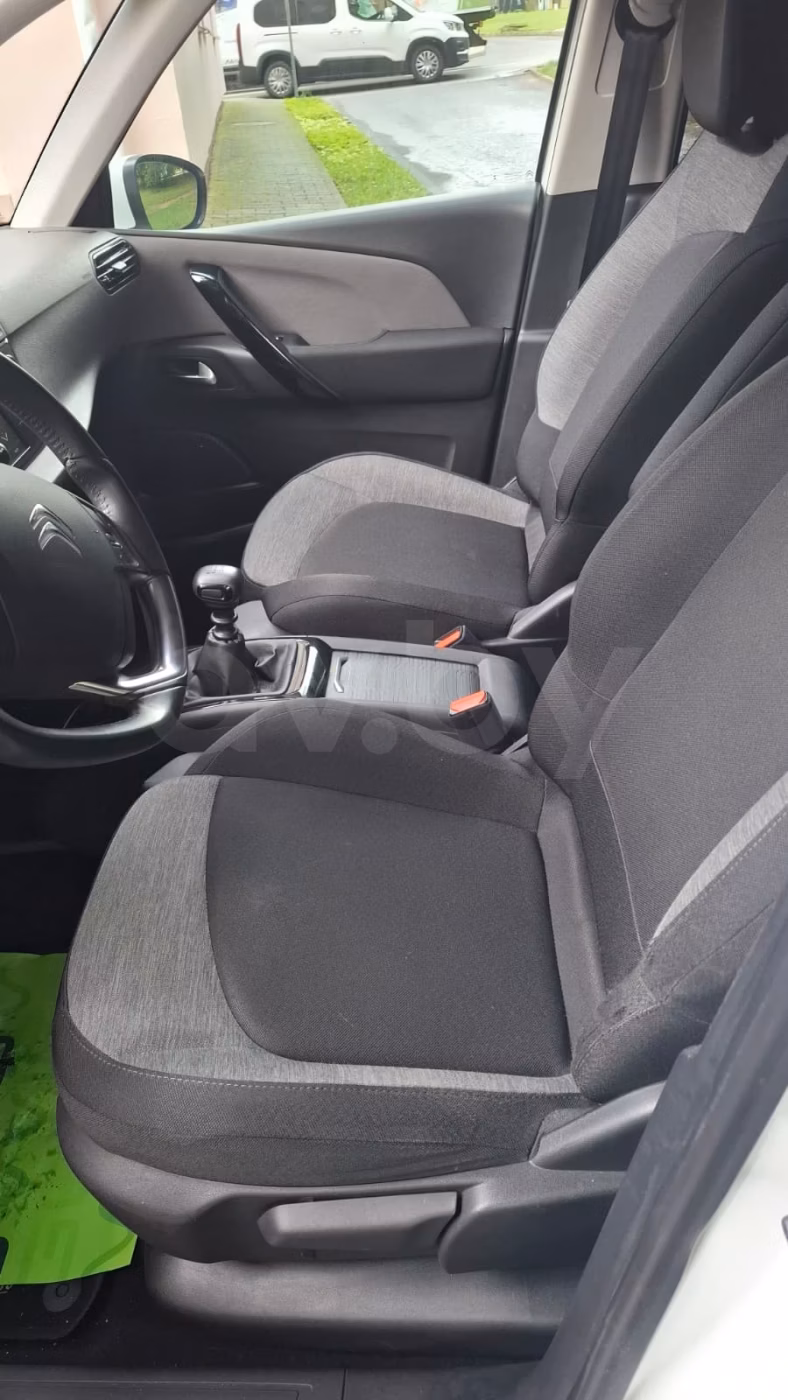 Citroen C4 Grand Spacetourer фото 20
