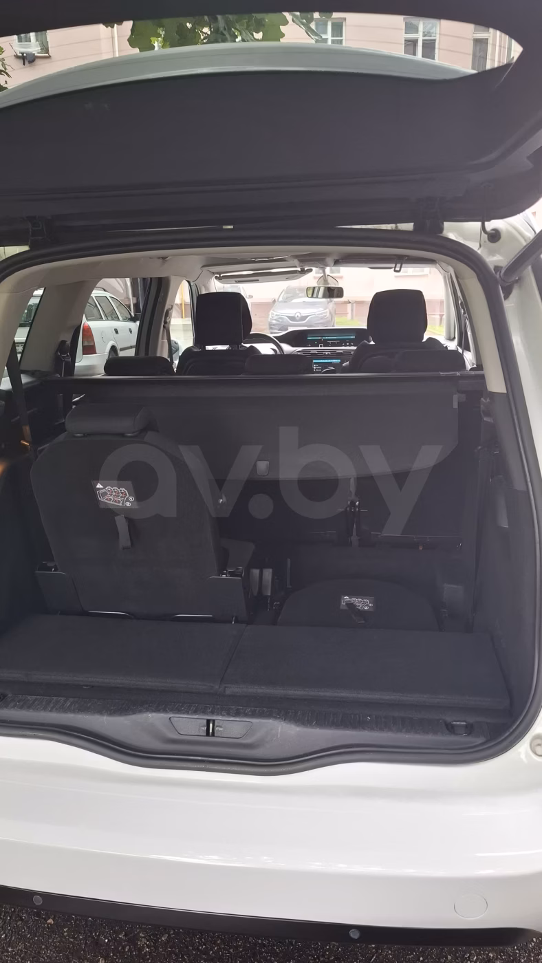 Citroen C4 Grand Spacetourer фото 19