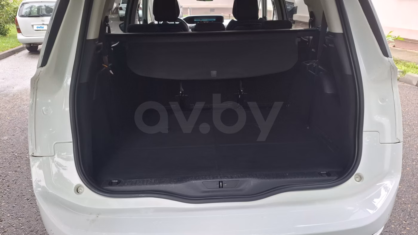 Citroen C4 Grand Spacetourer фото 17
