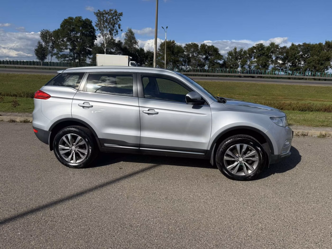 Geely Atlas фото 2