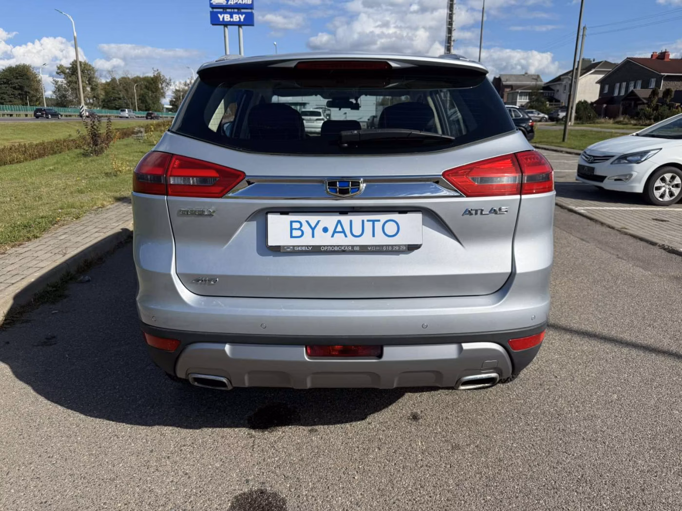 Geely Atlas фото 4