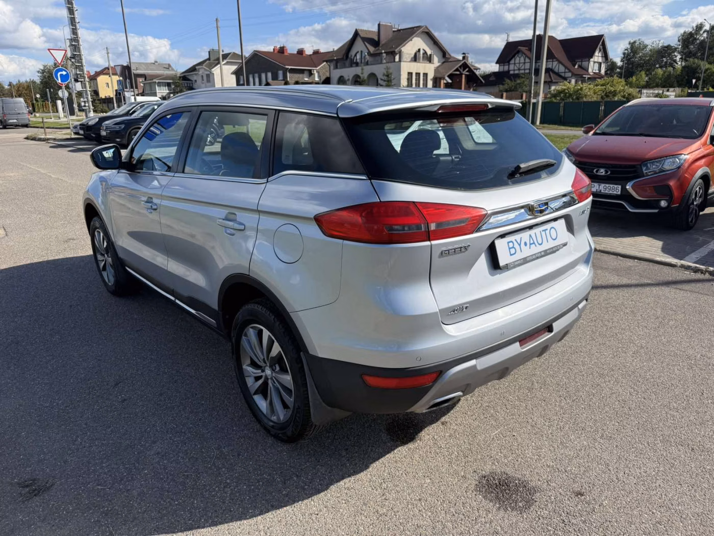 Geely Atlas фото 5