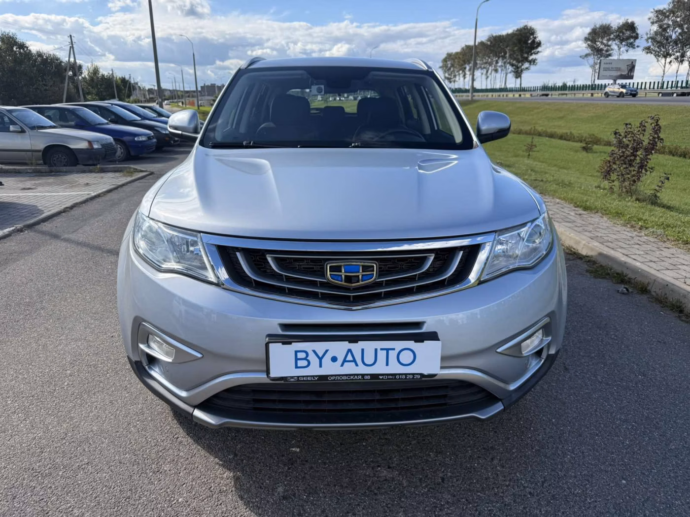 Geely Atlas фото 8