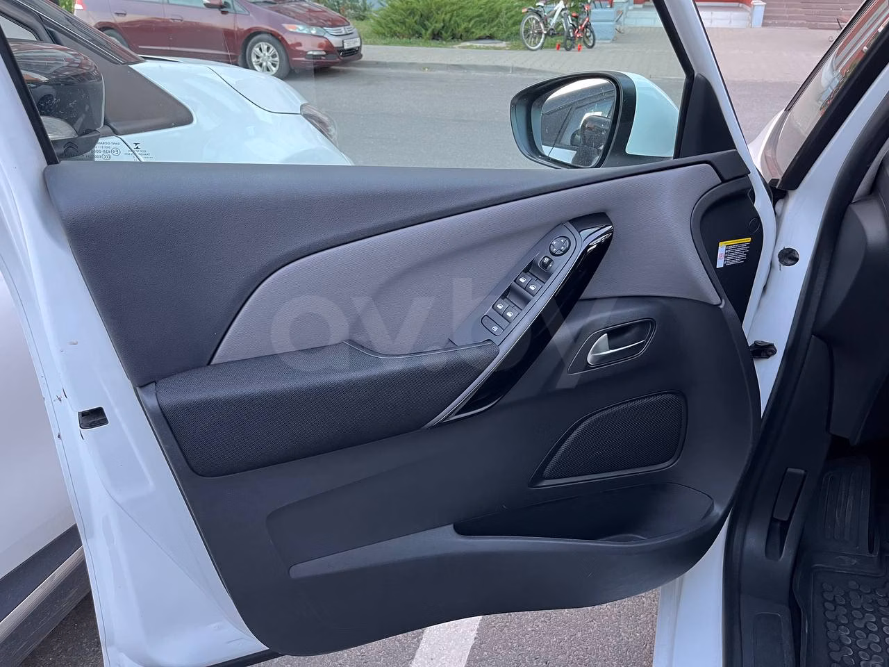 Citroen C4 Grand Picasso фото 10