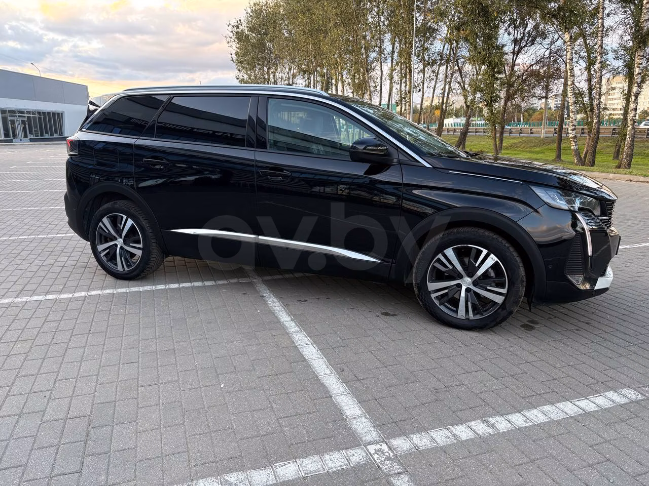 Peugeot 5008 фото 3
