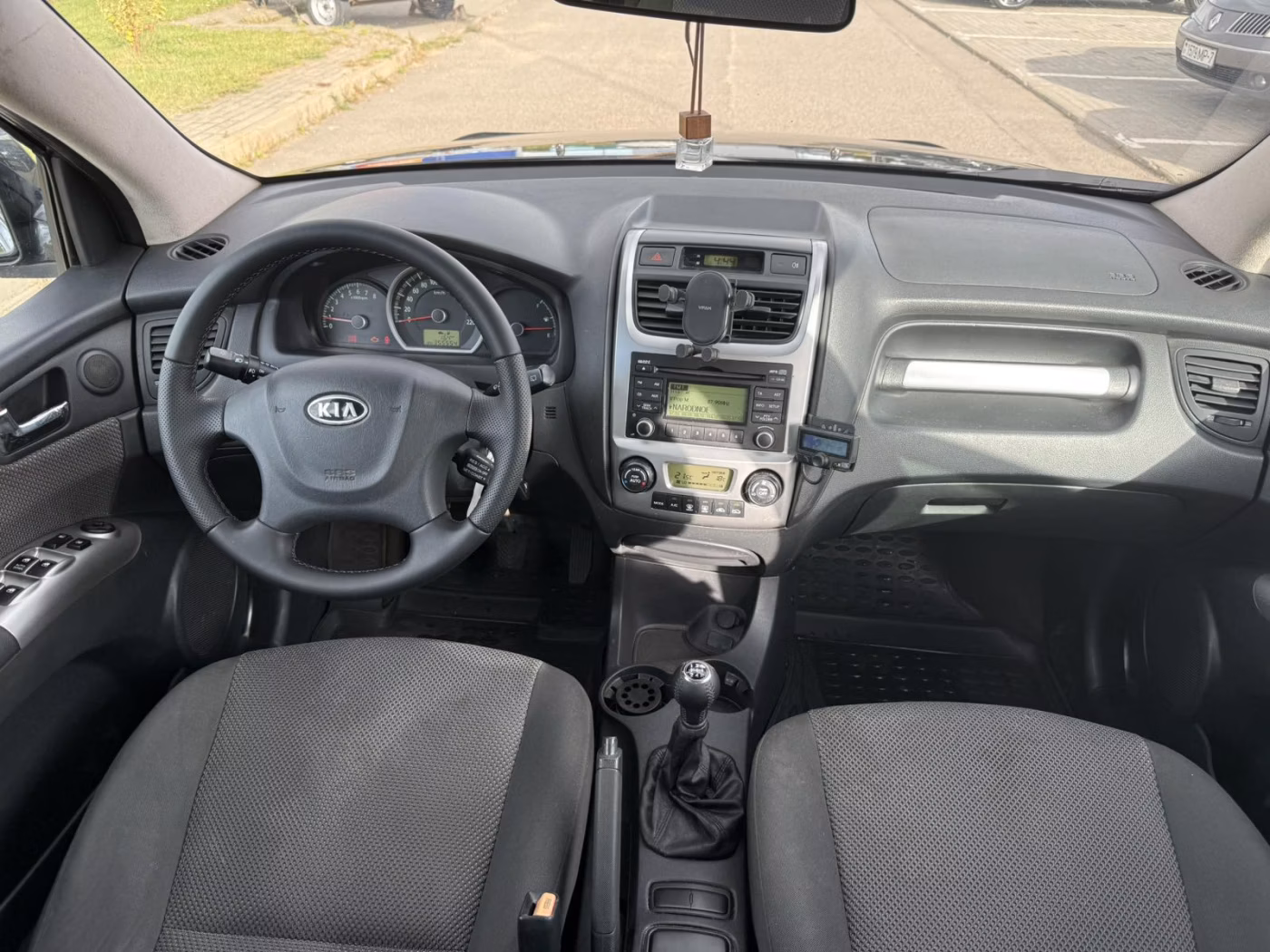 Kia Sportage фото 12