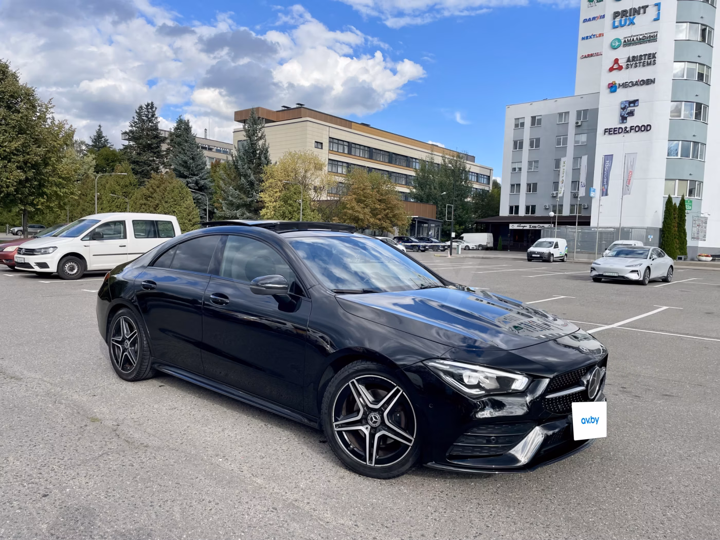 Mercedes-Benz CLA фото 8